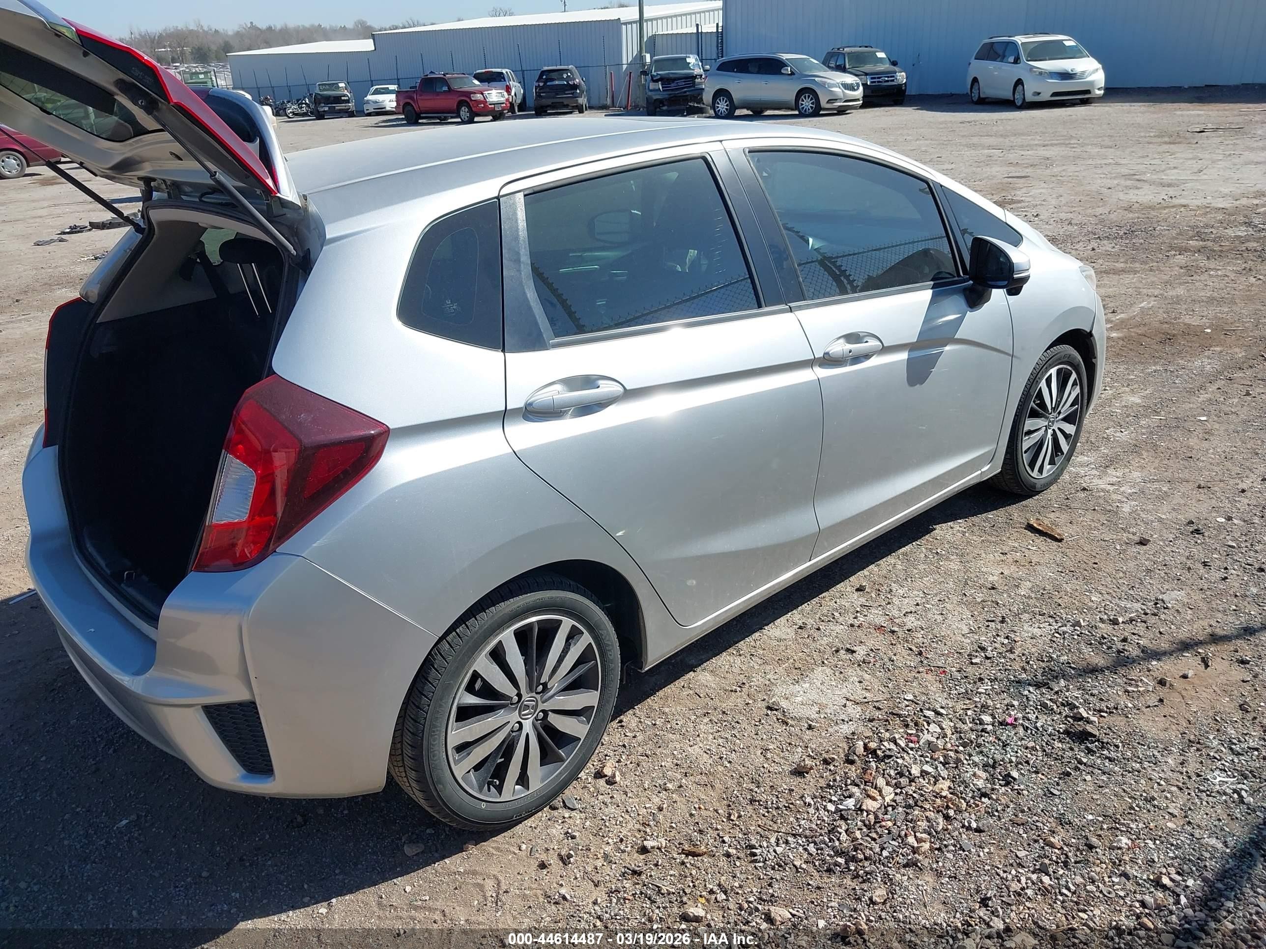 2016 Honda Fit Ex Серебряный vin: JHMGK5H77GX033522