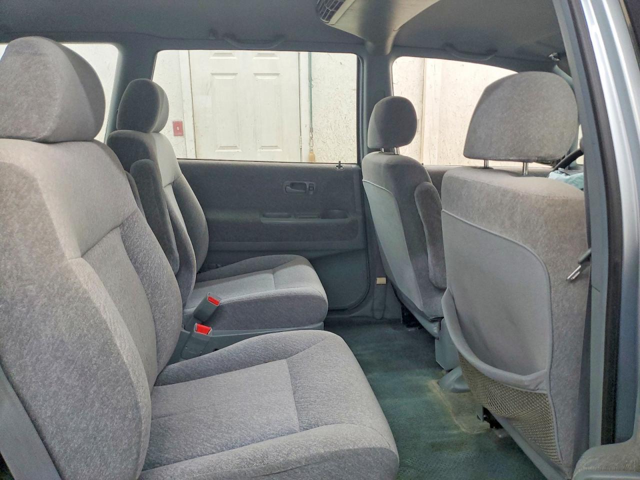 1997 Honda Odyssey Base Silver vin: JHMRA1842VC003200
