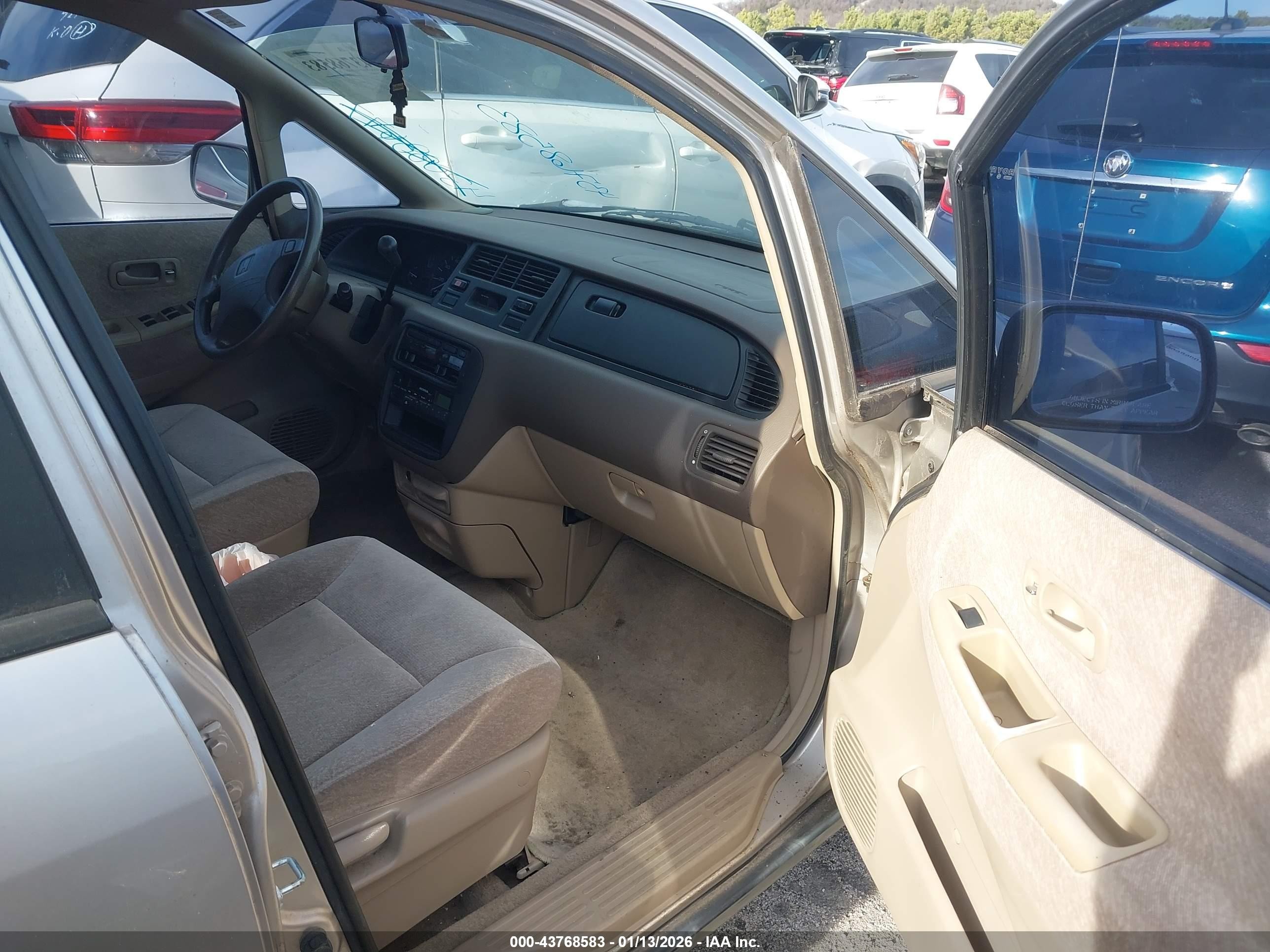 1997 Honda Odyssey Lx Silver vin: JHMRA1843VC020684