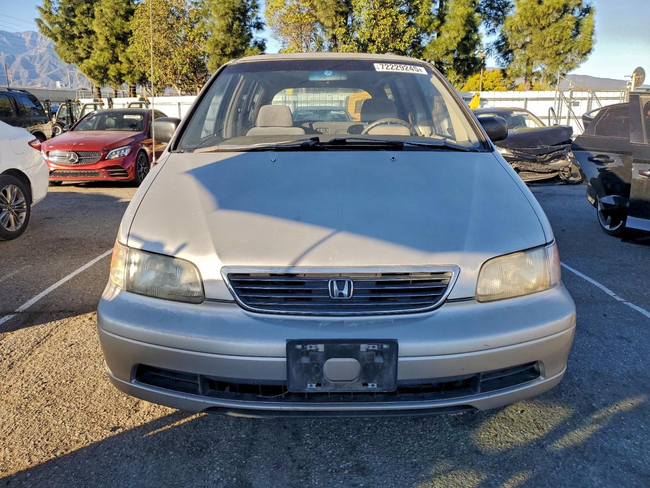 1997 Honda Odyssey Base Серебряный vin: JHMRA1861VC013072