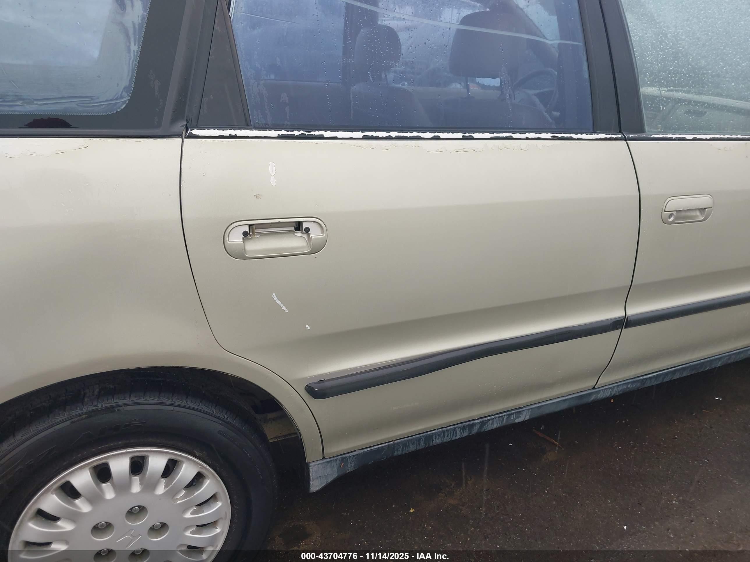 1997 Honda Odyssey Lx Beige vin: JHMRA1862VC015655