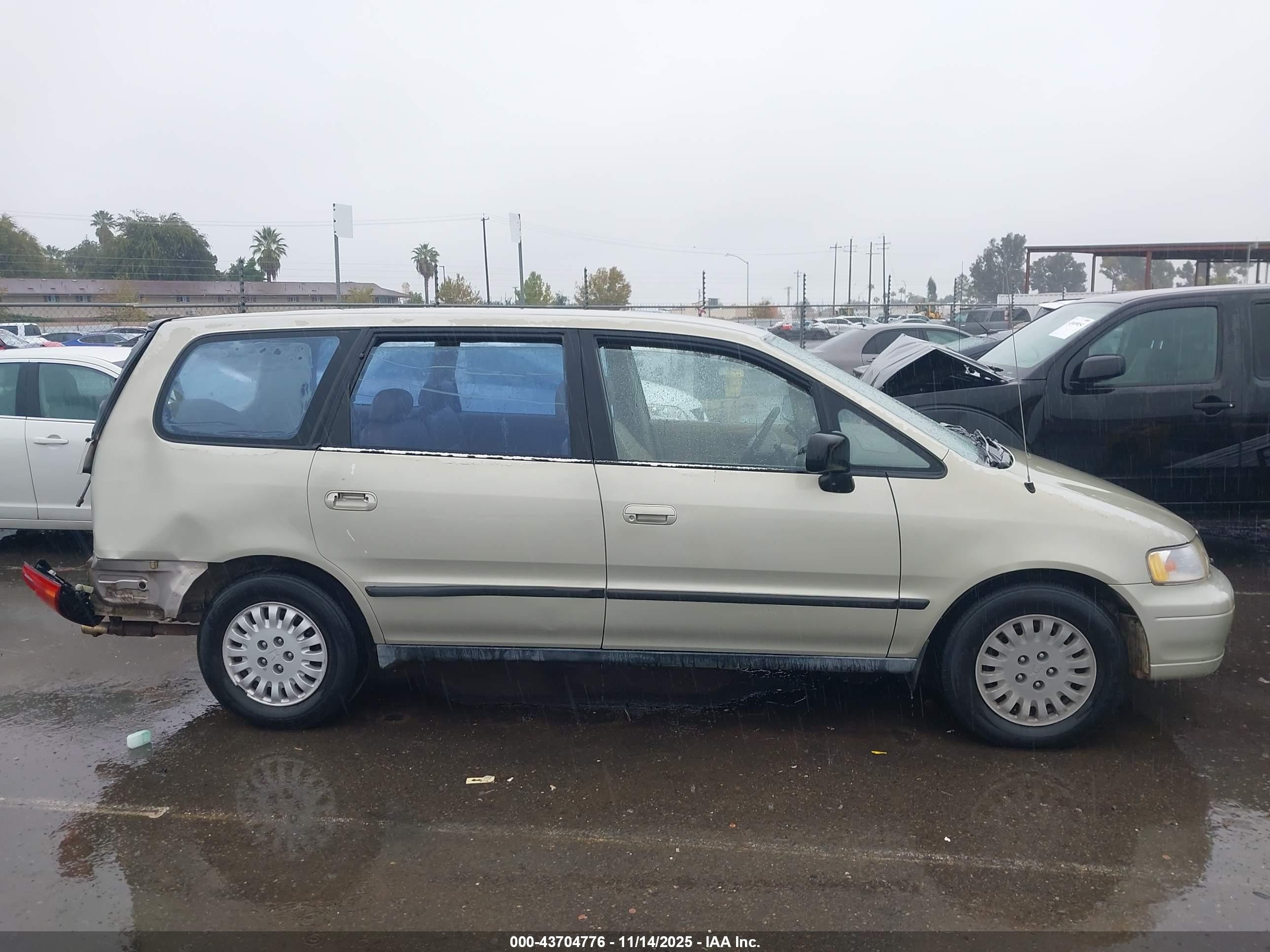 1997 Honda Odyssey Lx Beige vin: JHMRA1862VC015655