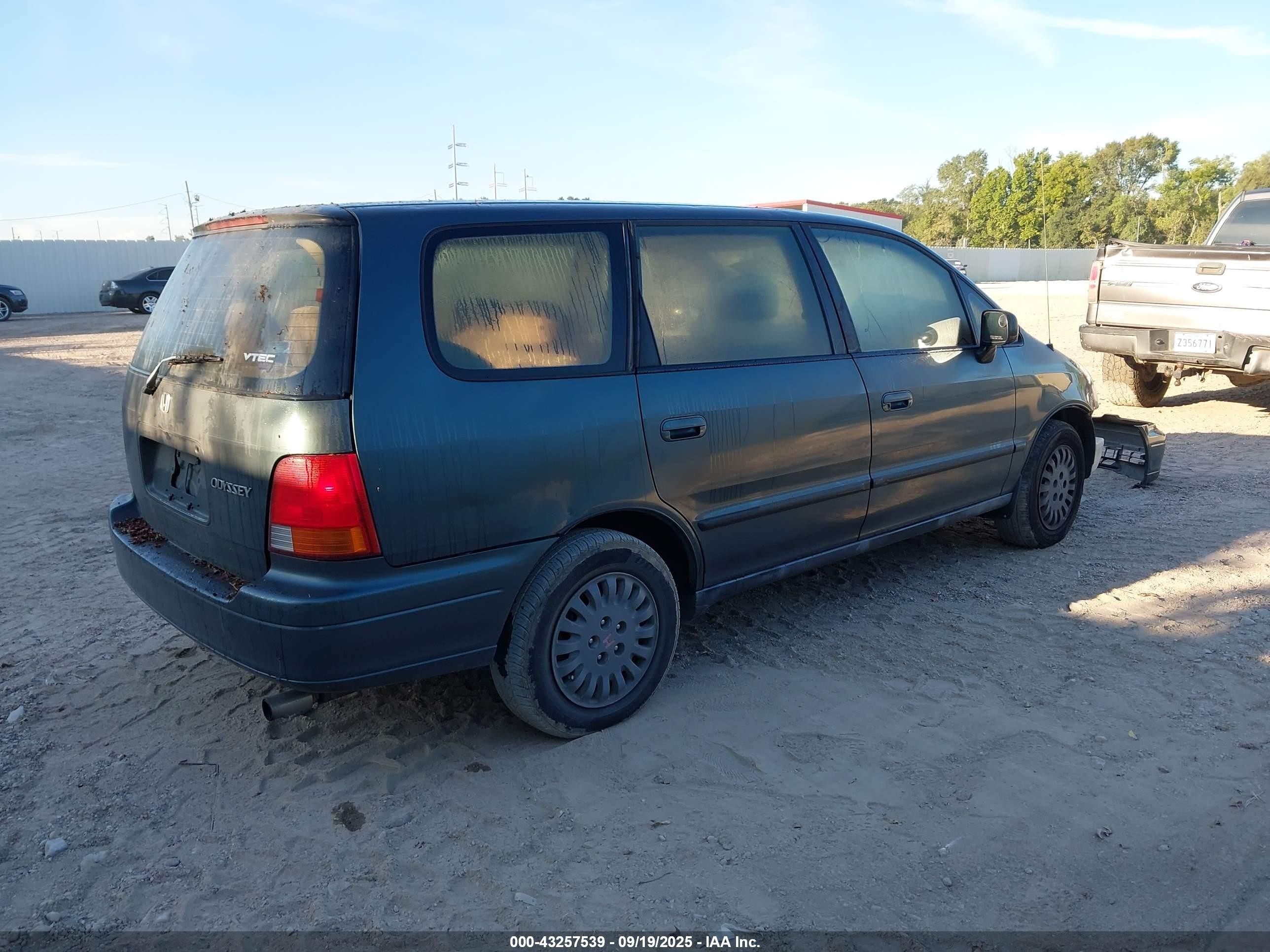 1997 Honda Odyssey Lx Blue vin: JHMRA1863VC006656