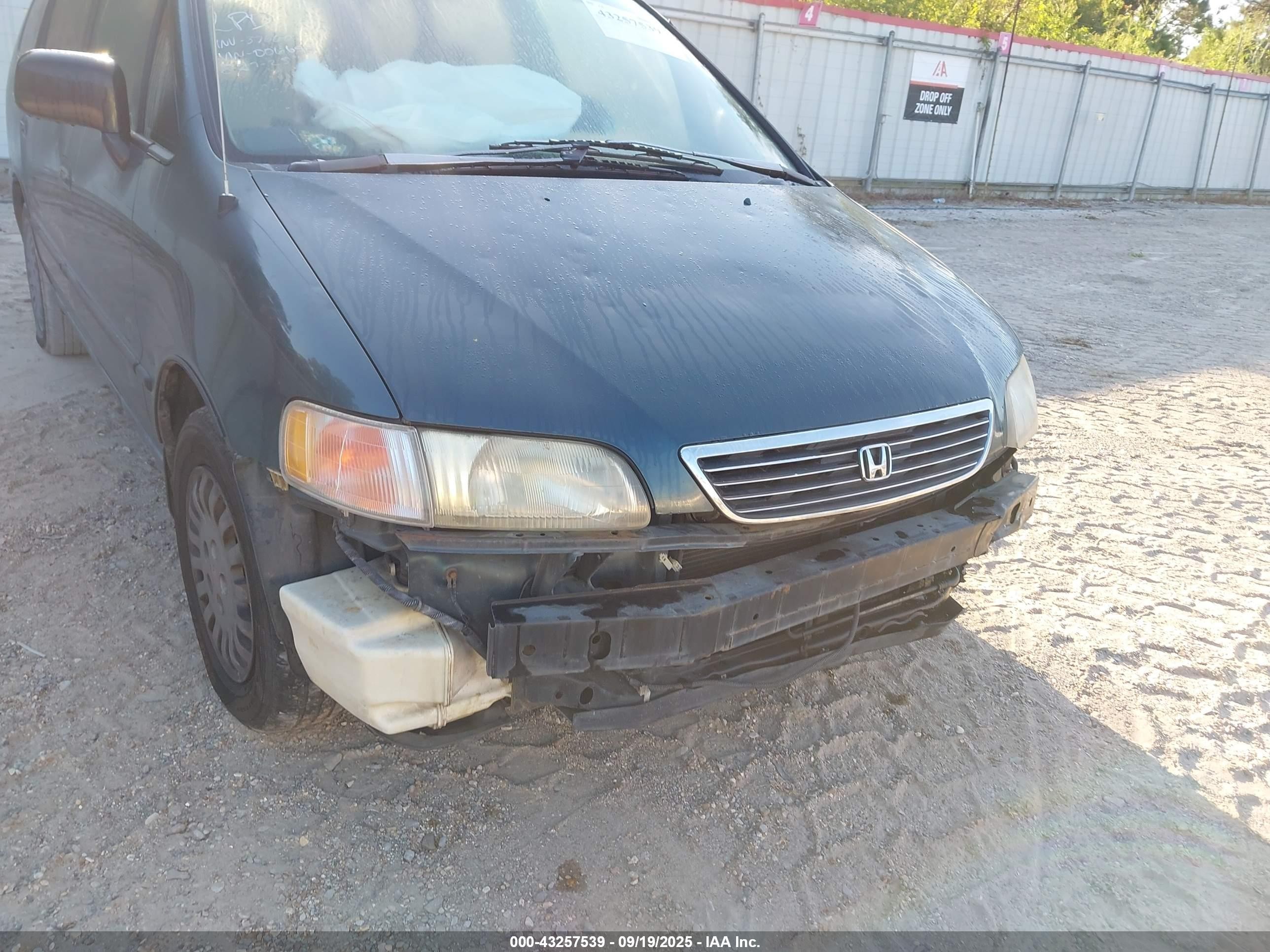 1997 Honda Odyssey Lx Blue vin: JHMRA1863VC006656