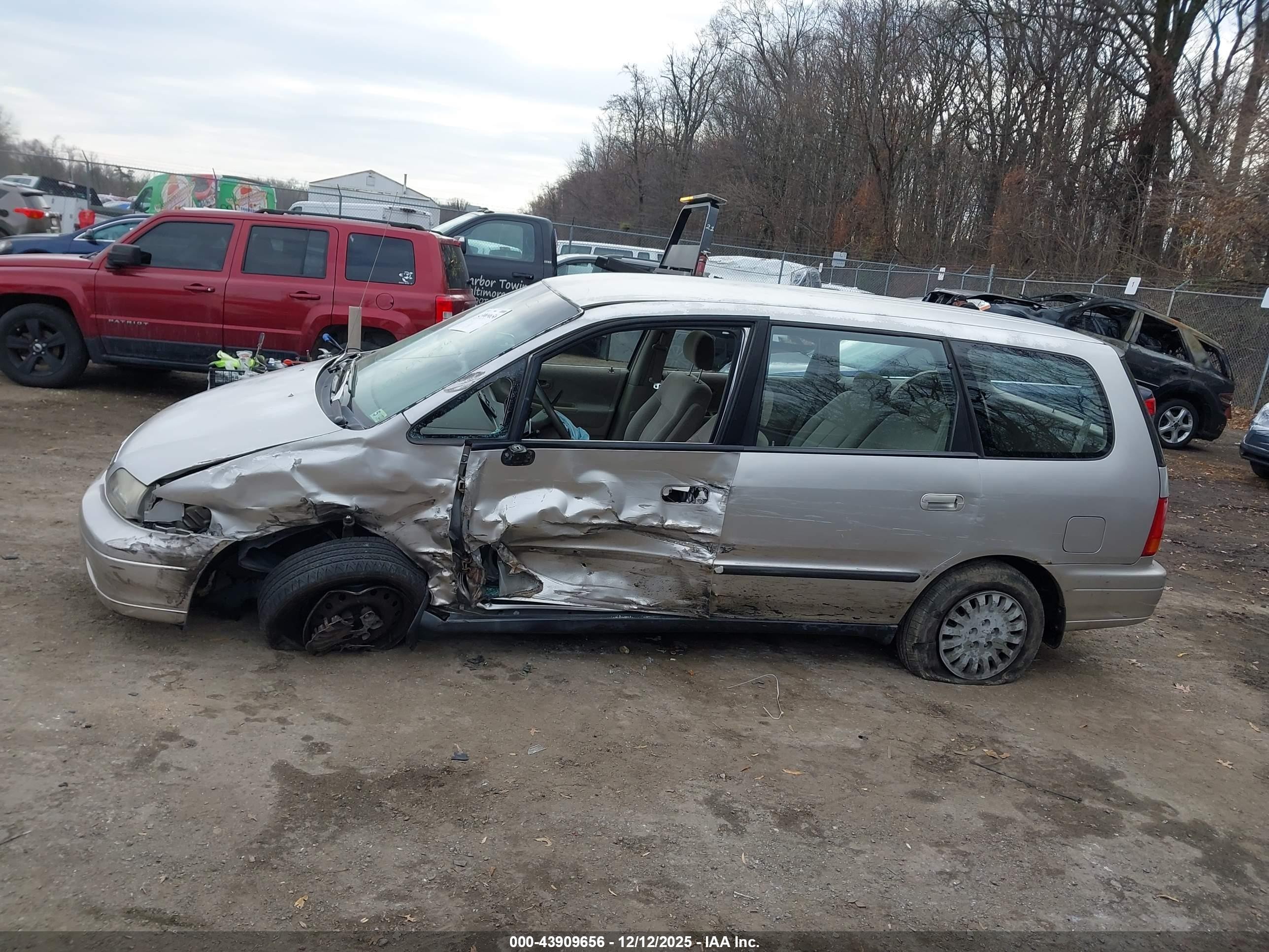 1996 Honda Odyssey Lx Silver vin: JHMRA1866TC017969