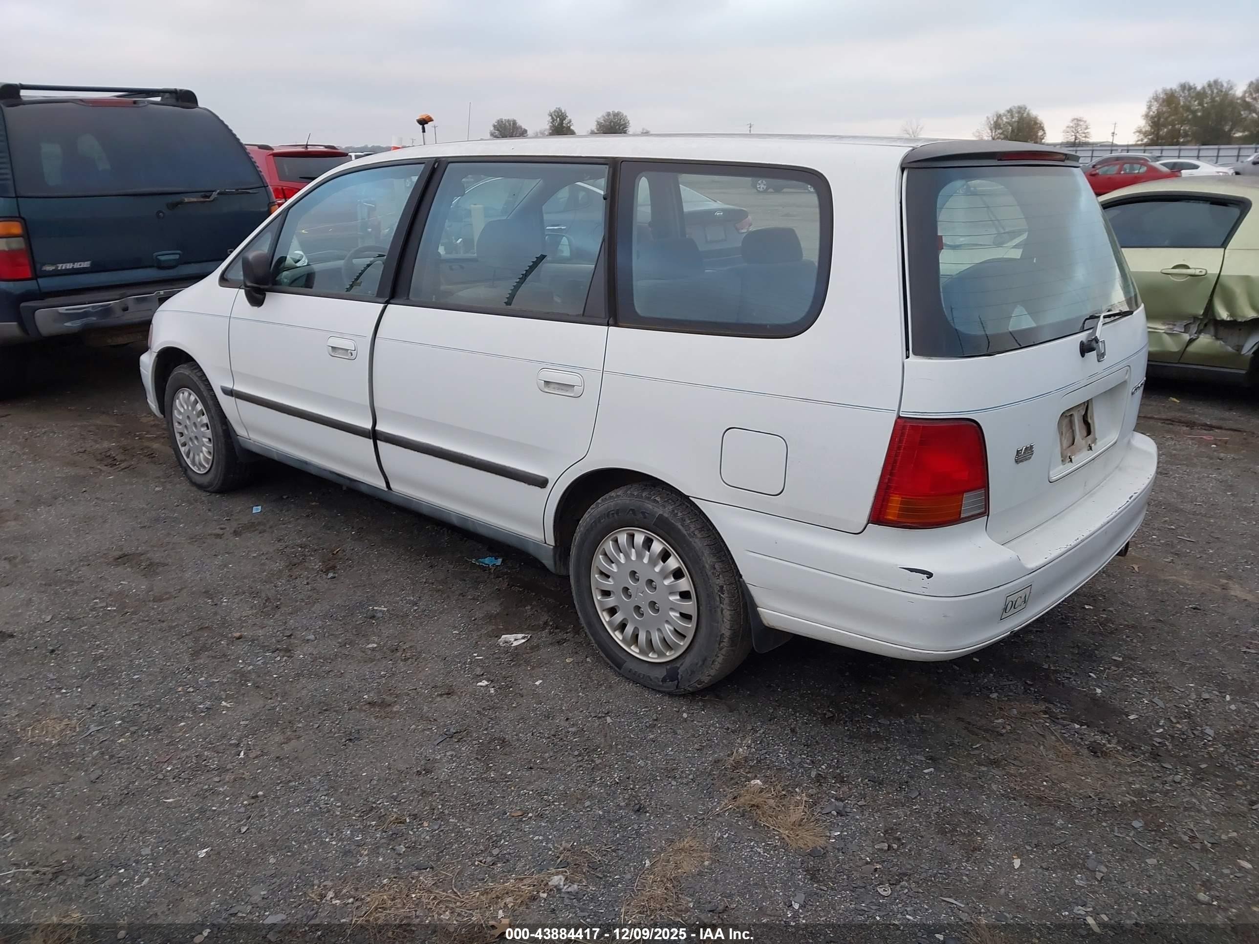 1996 Honda Odyssey Lx Белый vin: JHMRA186XTC013939