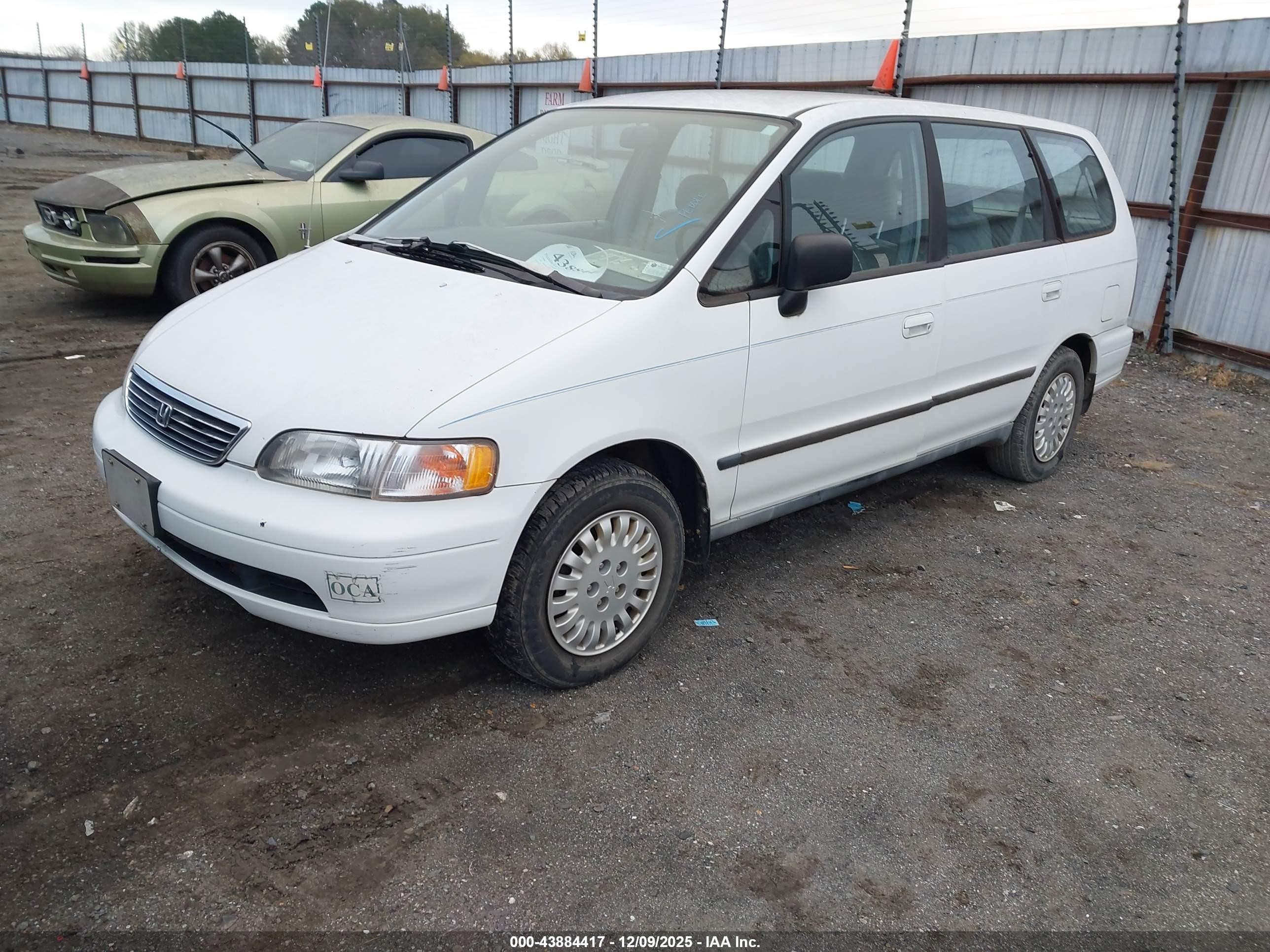 1996 Honda Odyssey Lx Белый vin: JHMRA186XTC013939