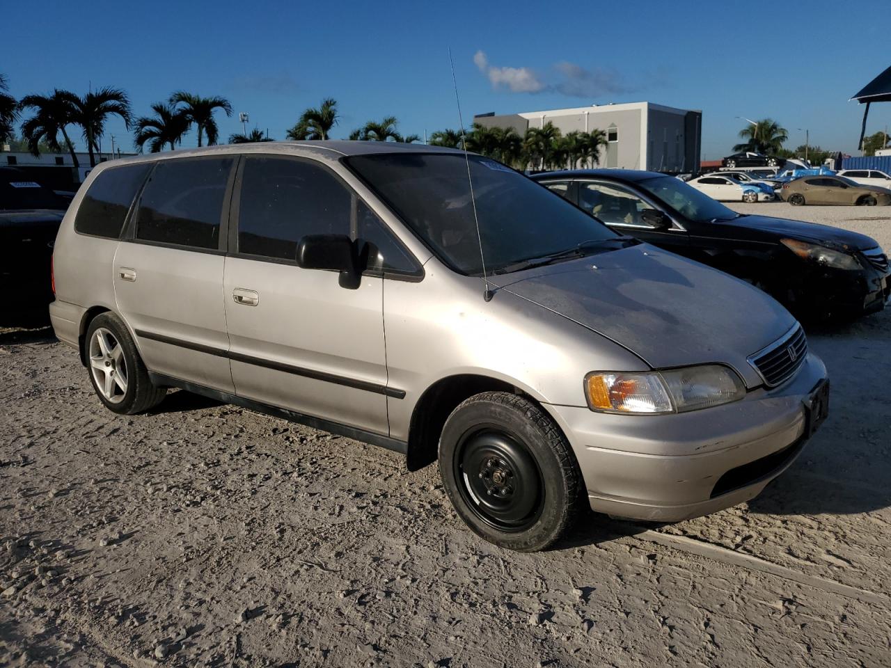 1997 Honda Odyssey Base Gray vin: JHMRA186XVC017167