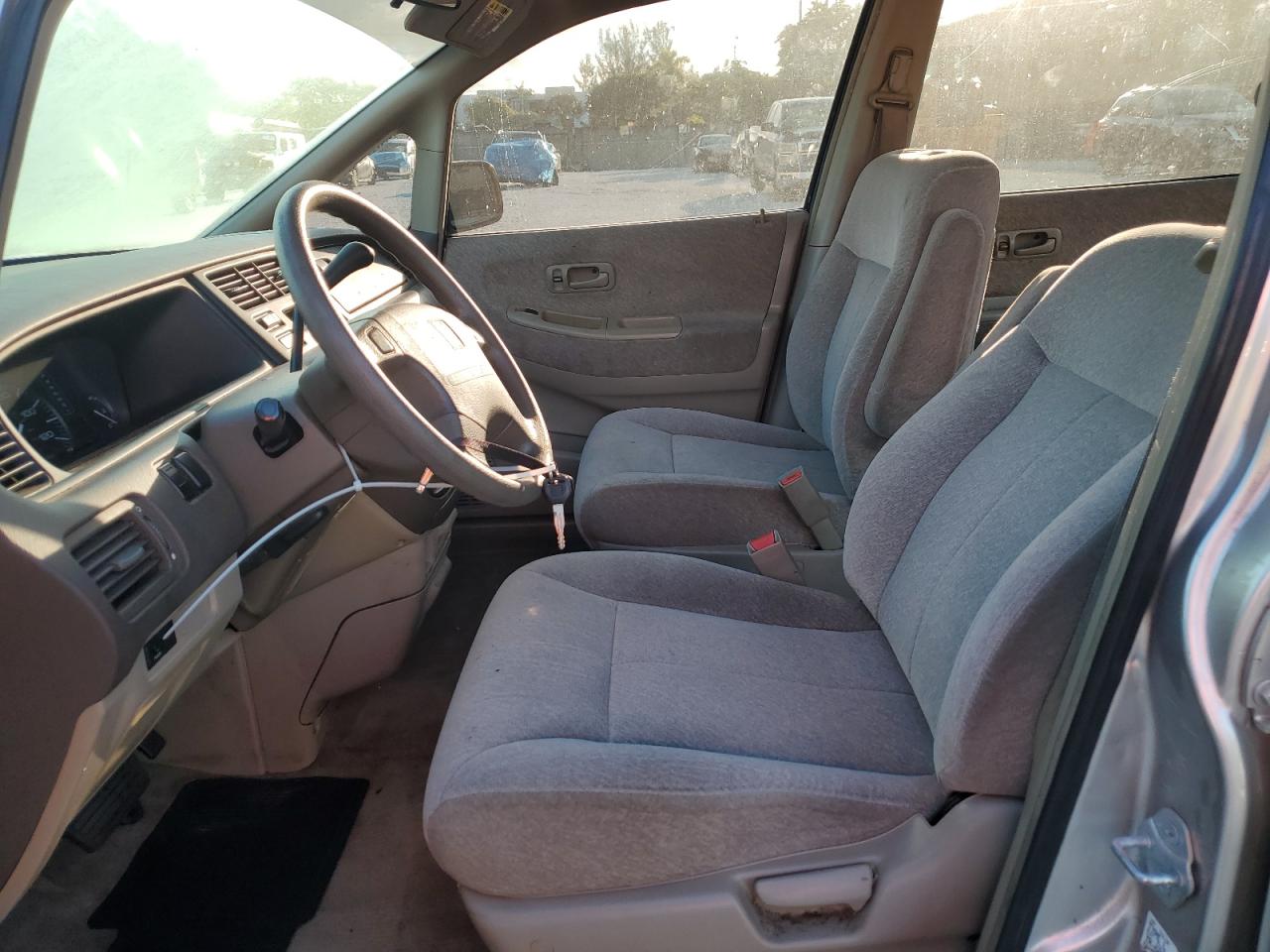1997 Honda Odyssey Base Gray vin: JHMRA186XVC017167