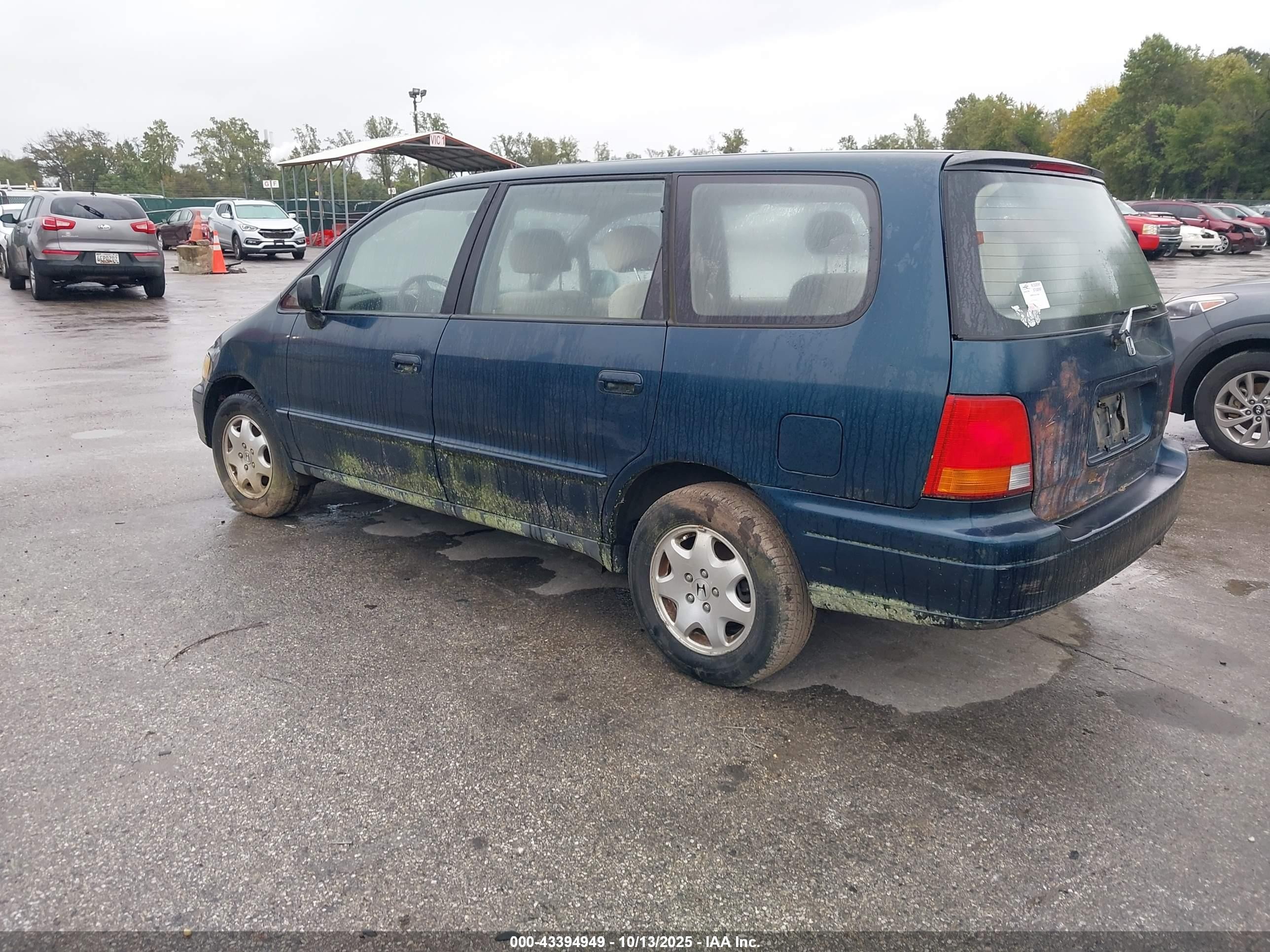 1996 Honda Odyssey Ex Dark Blue vin: JHMRA1875TC017874