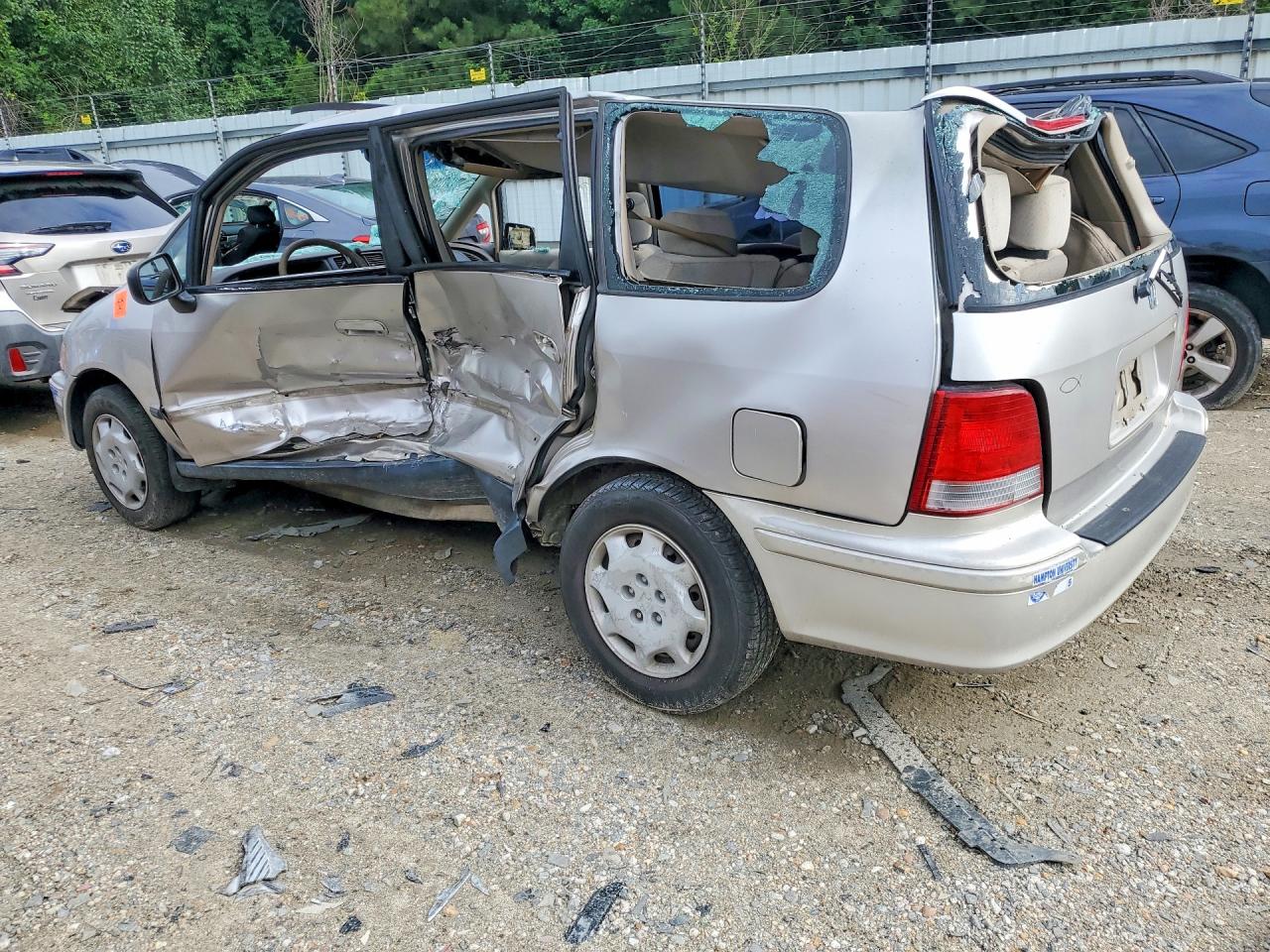 1998 Honda Odyssey Lx Серебряный vin: JHMRA3860WC011102
