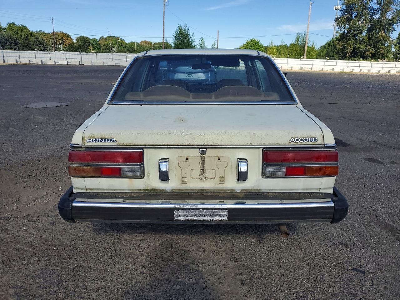 1981 Honda Accord Silver vin: JHMSM3428BC068475