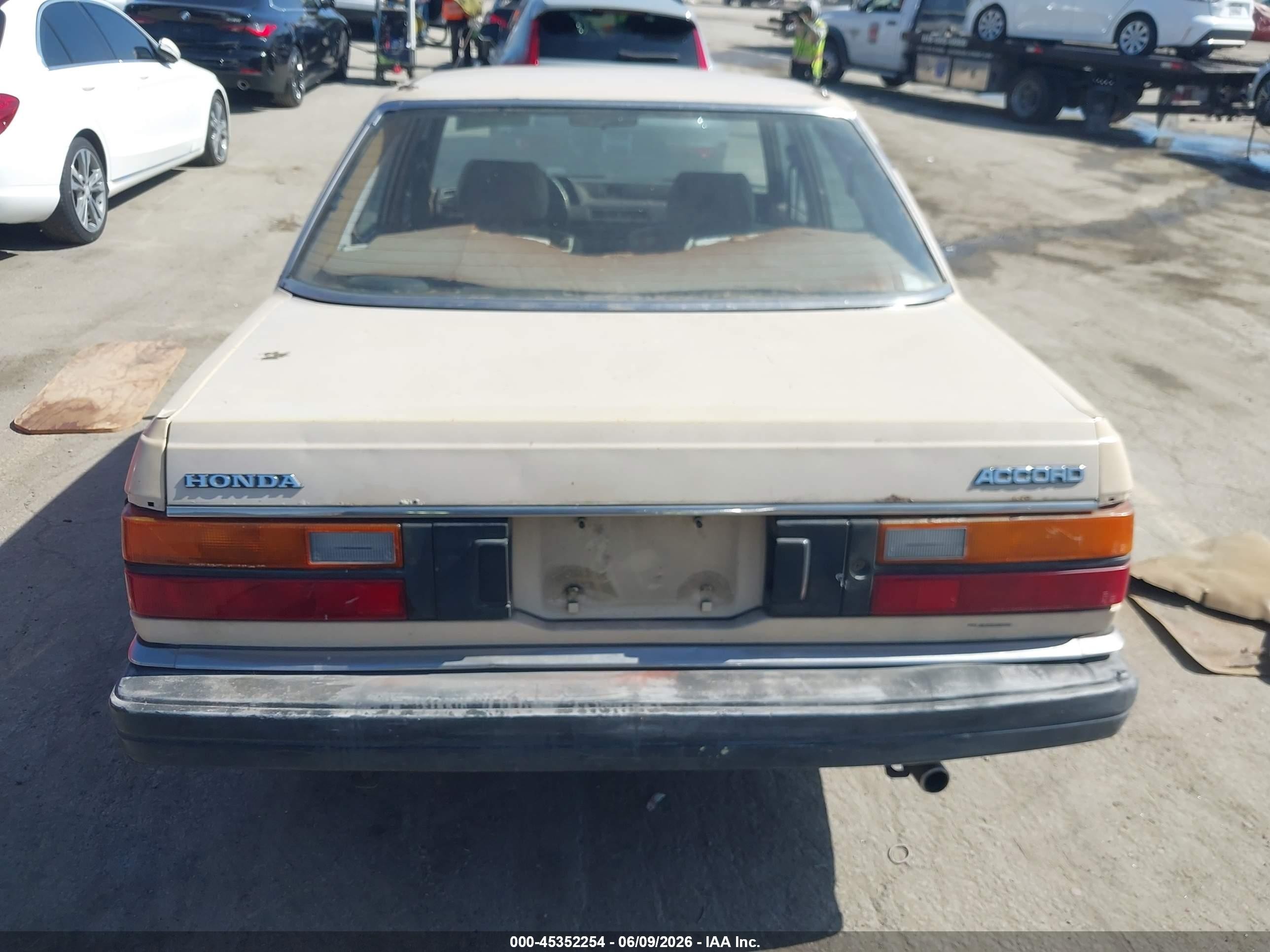 1983 Honda Accord   Brown vin: JHMSZ5427DC012544