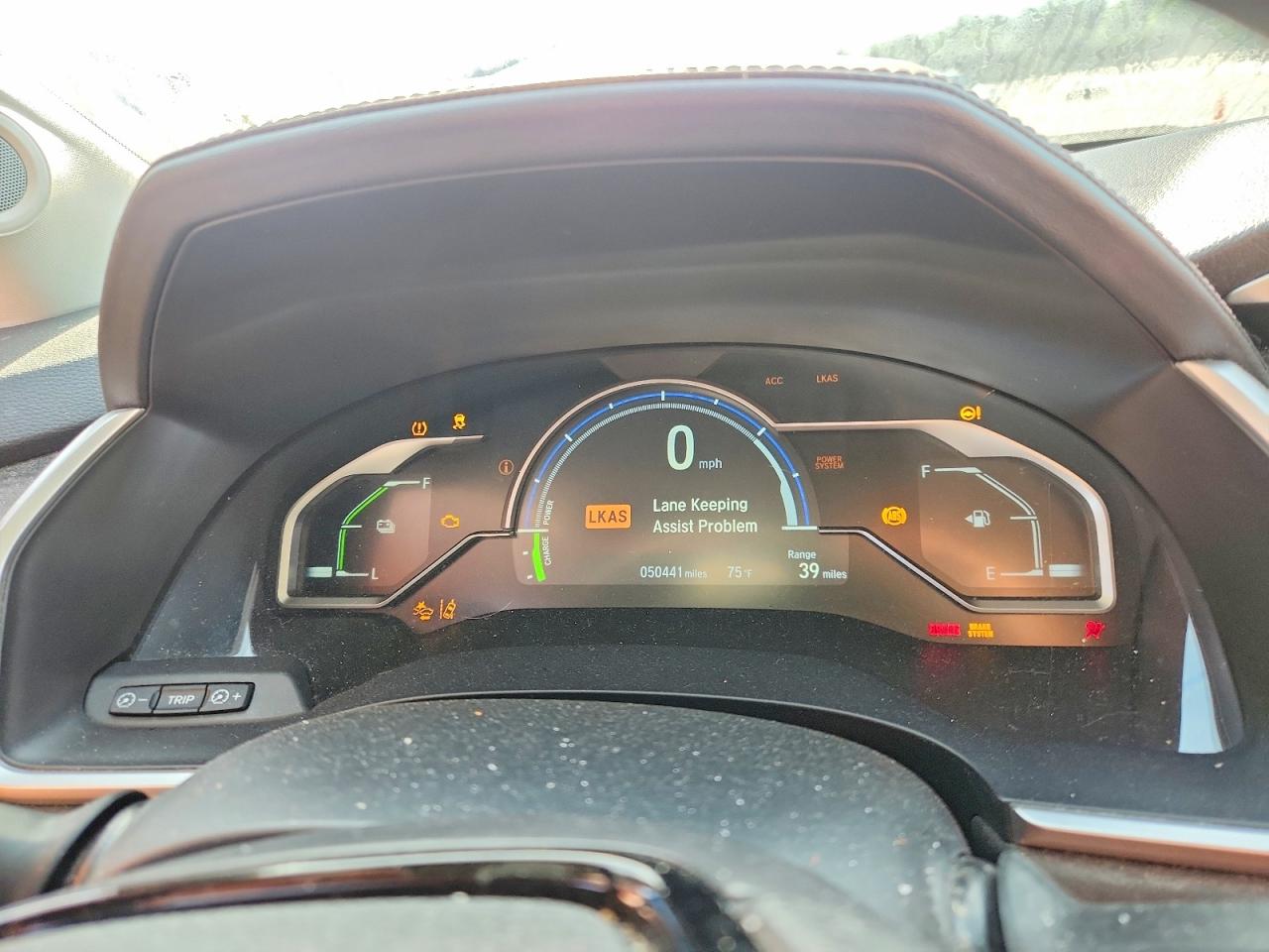 2018 Honda Clarity Silver vin: JHMZC5F12JC004710