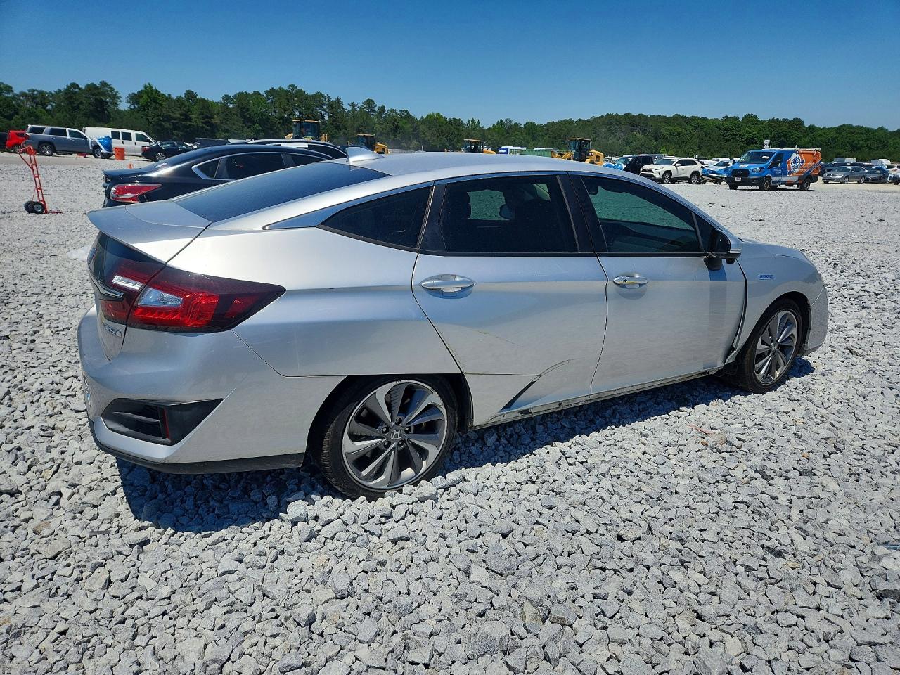 2018 Honda Clarity Silver vin: JHMZC5F12JC004710