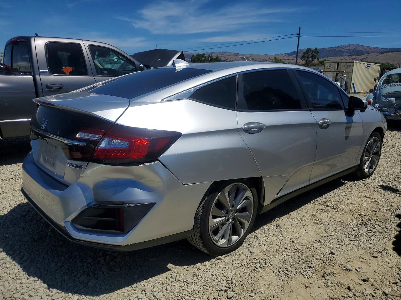 2019 Honda Clarity Silver vin: JHMZC5F15KC006792