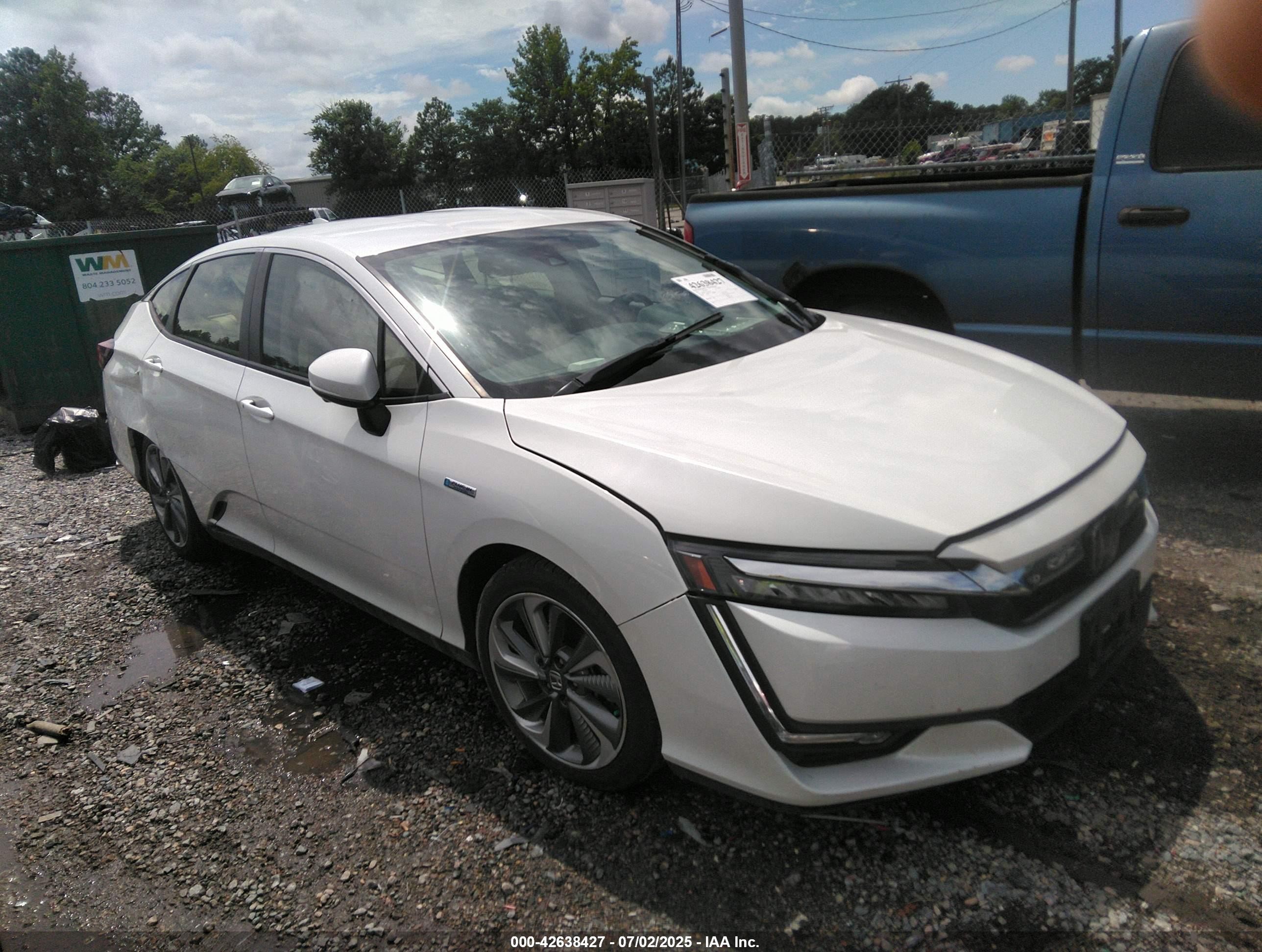 2021 Honda Clarity Plug-in Hybrid   White vin: JHMZC5F15MC000204