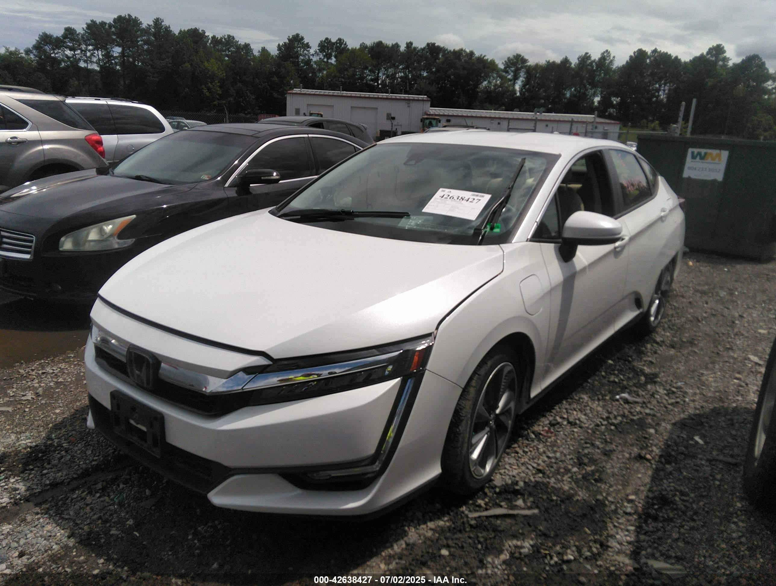2021 Honda Clarity Plug-in Hybrid   White vin: JHMZC5F15MC000204