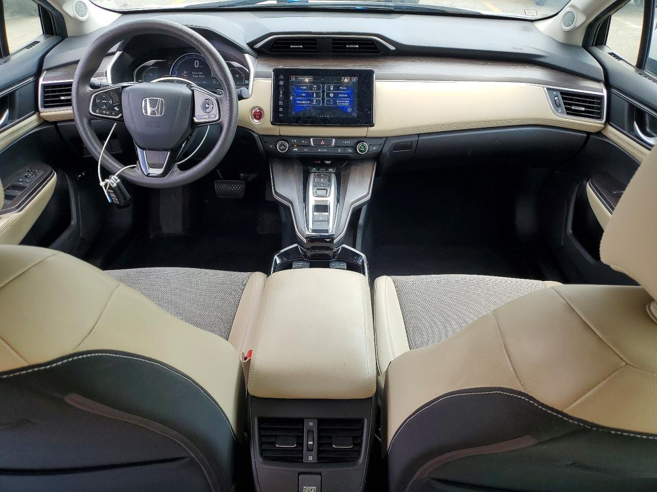 2018 Honda Clarity White vin: JHMZC5F19JC002260