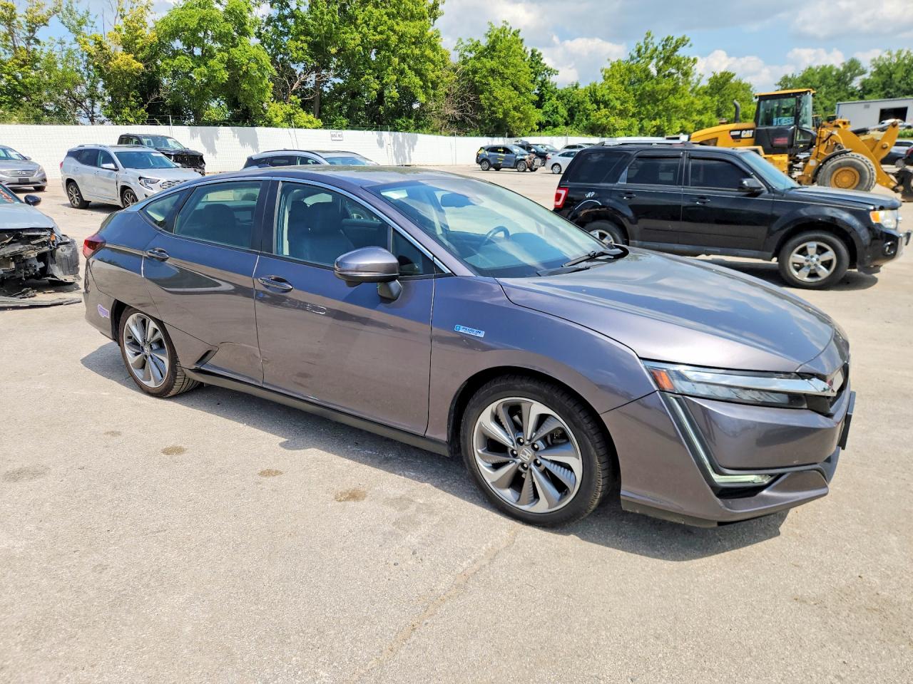 2018 Honda Clarity Touring Gray vin: JHMZC5F30JC024150