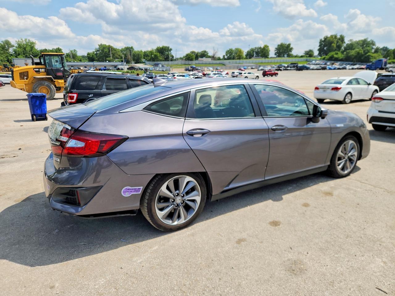 2018 Honda Clarity Touring Gray vin: JHMZC5F30JC024150