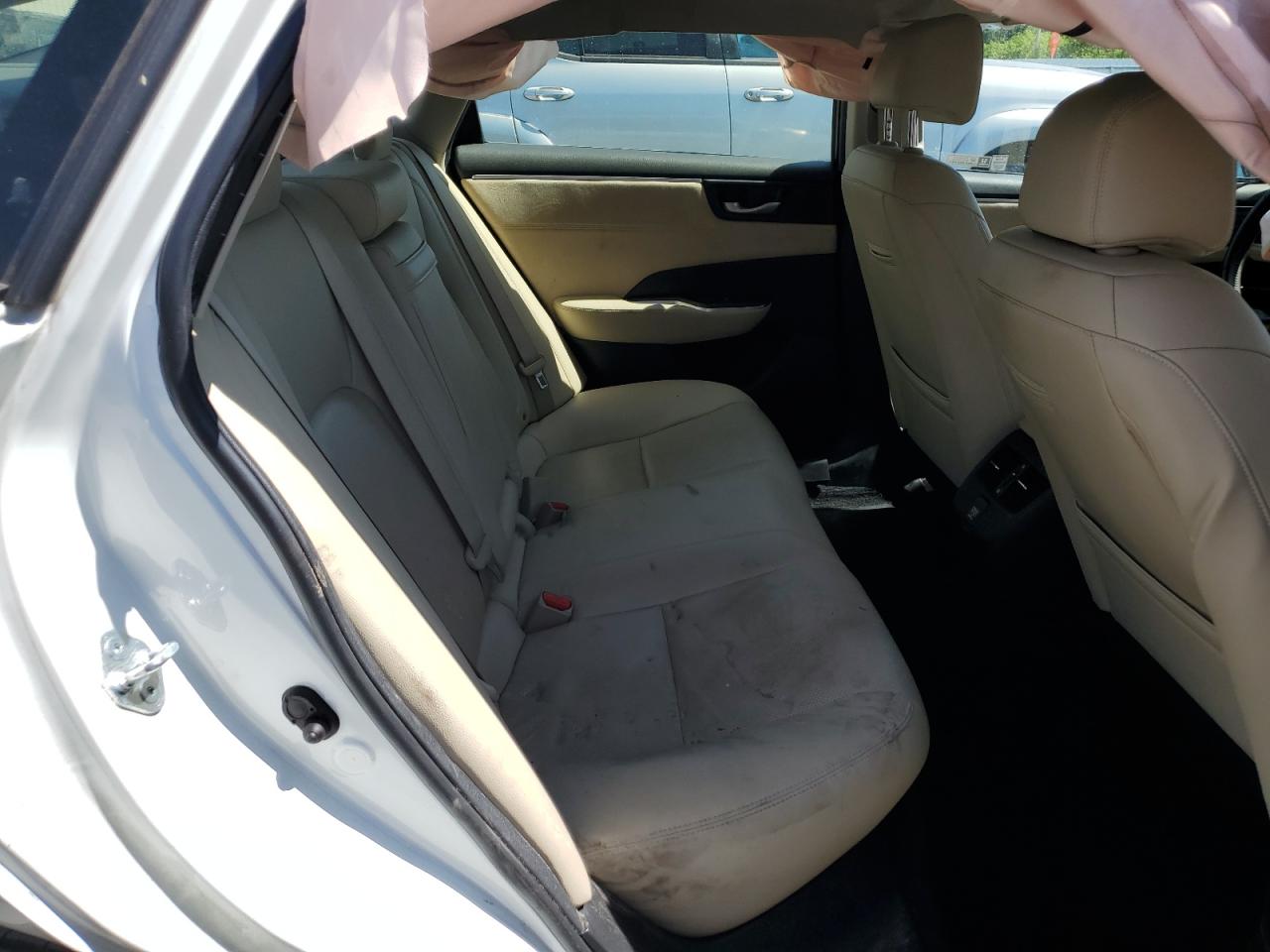 2021 Honda Clarity Touring   Белый vin: JHMZC5F31MC001514
