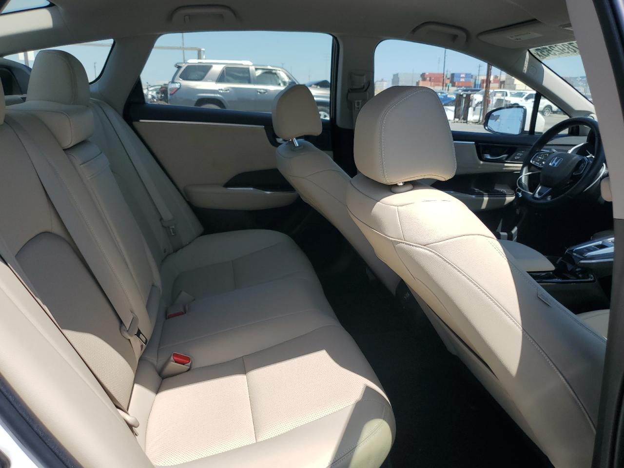 2021 Honda Clarity Touring   Белый vin: JHMZC5F33MC001479
