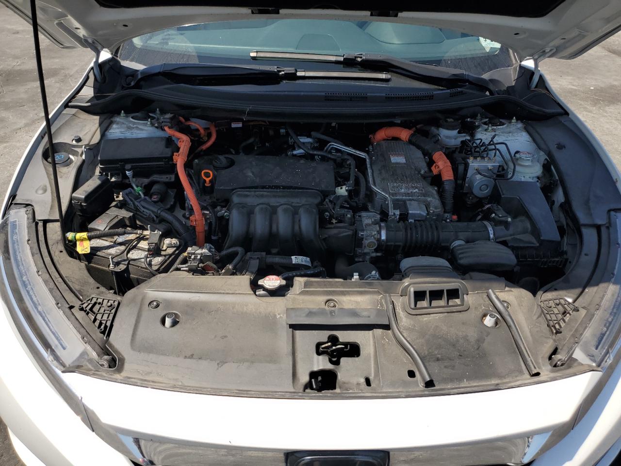 2021 Honda Clarity Touring   Белый vin: JHMZC5F33MC001479