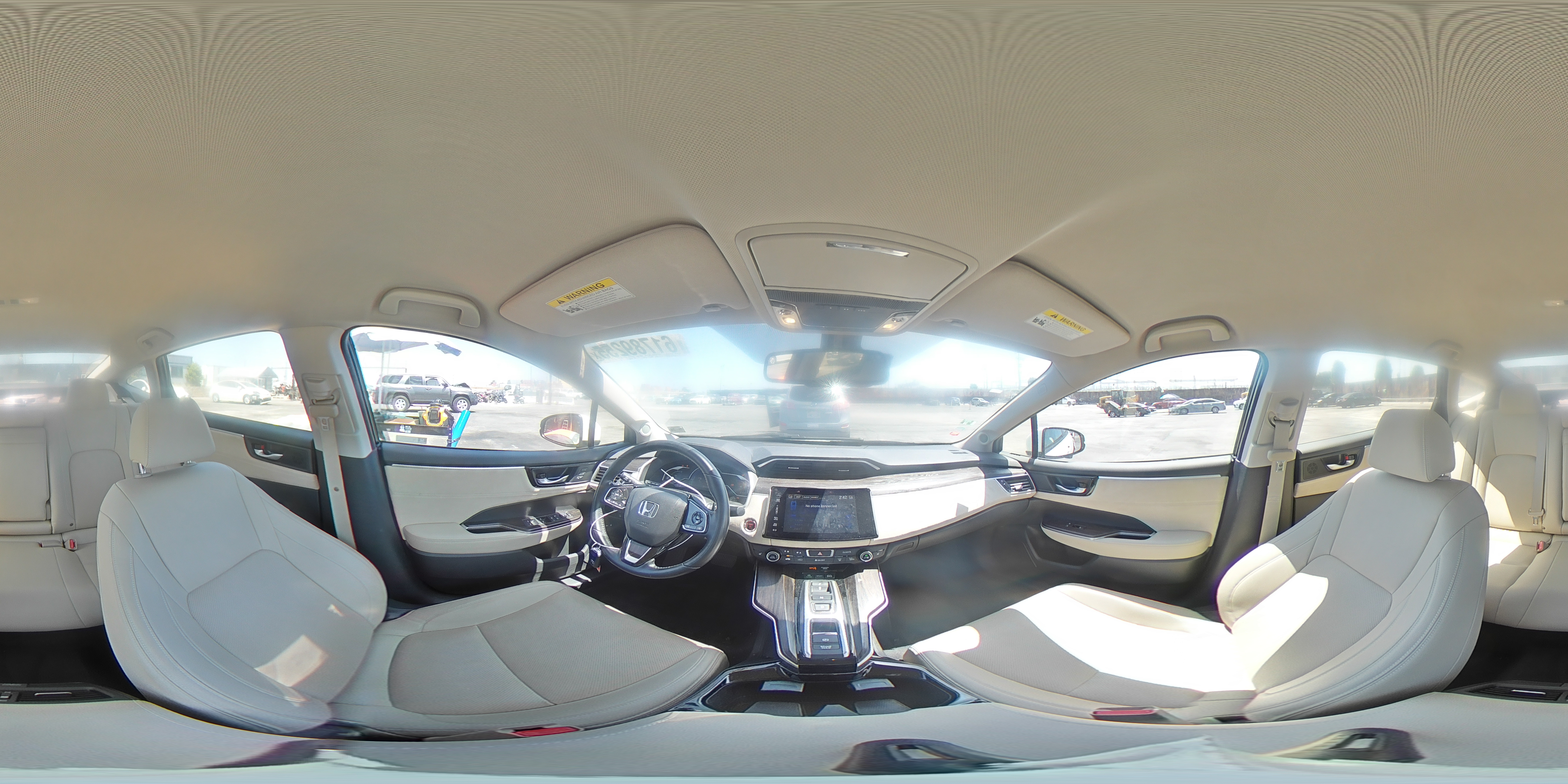 2021 Honda Clarity Touring   Белый vin: JHMZC5F33MC001479