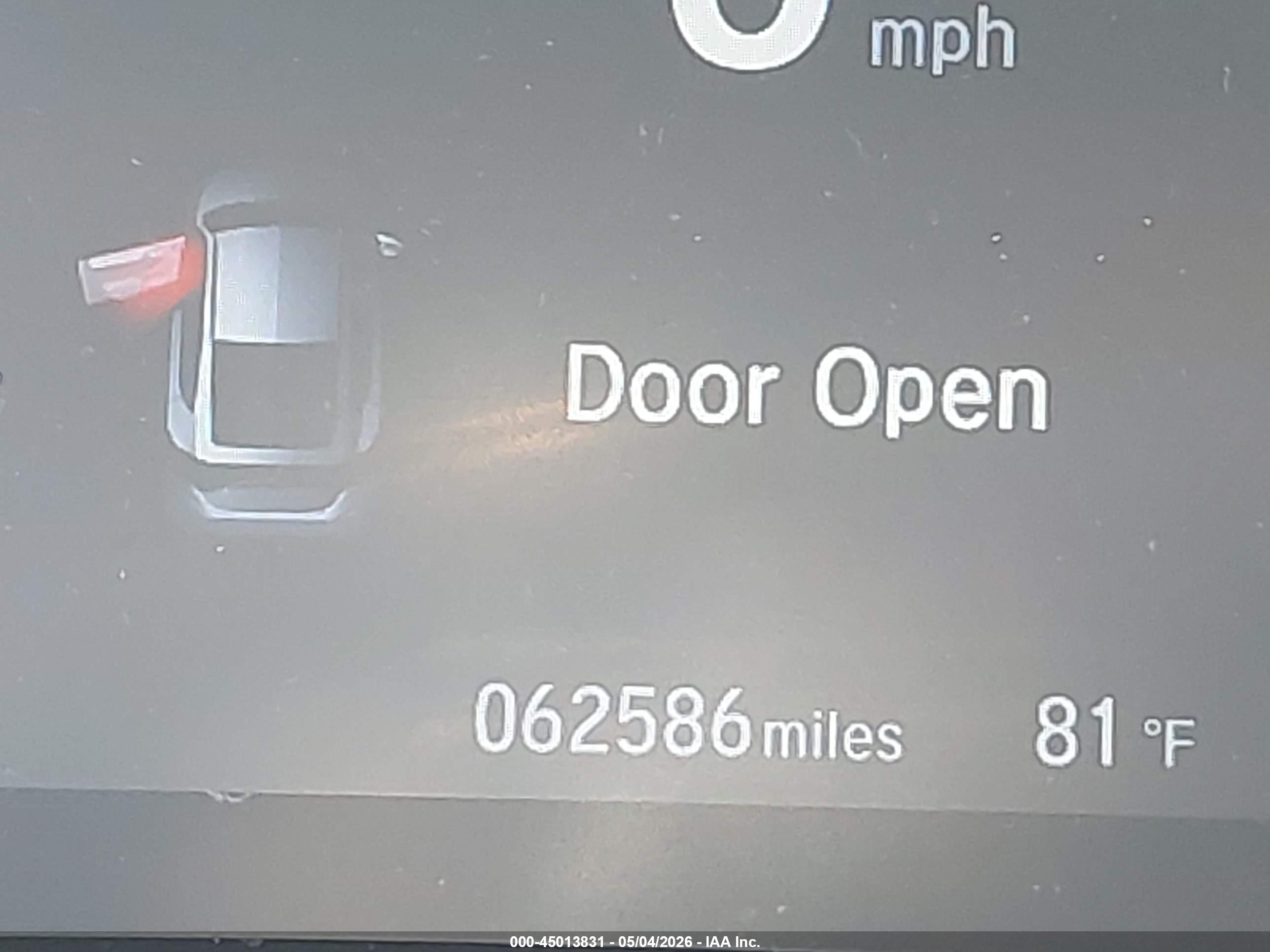 2019 Honda Clarity Plug-in Hybrid Touring White vin: JHMZC5F34KC001732