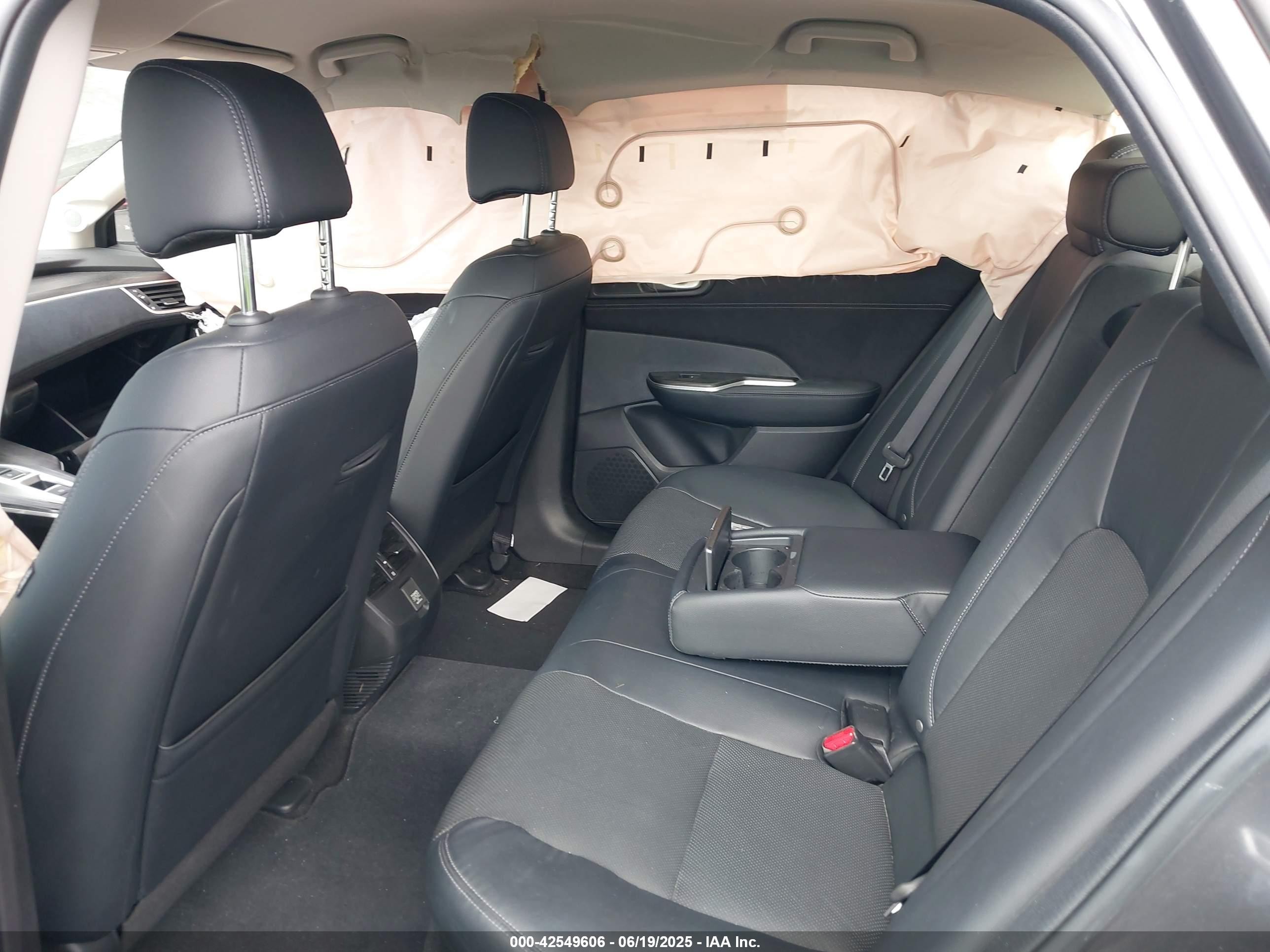 2021 Honda Clarity Plug-in Hybrid Touring Серый vin: JHMZC5F35MC000091