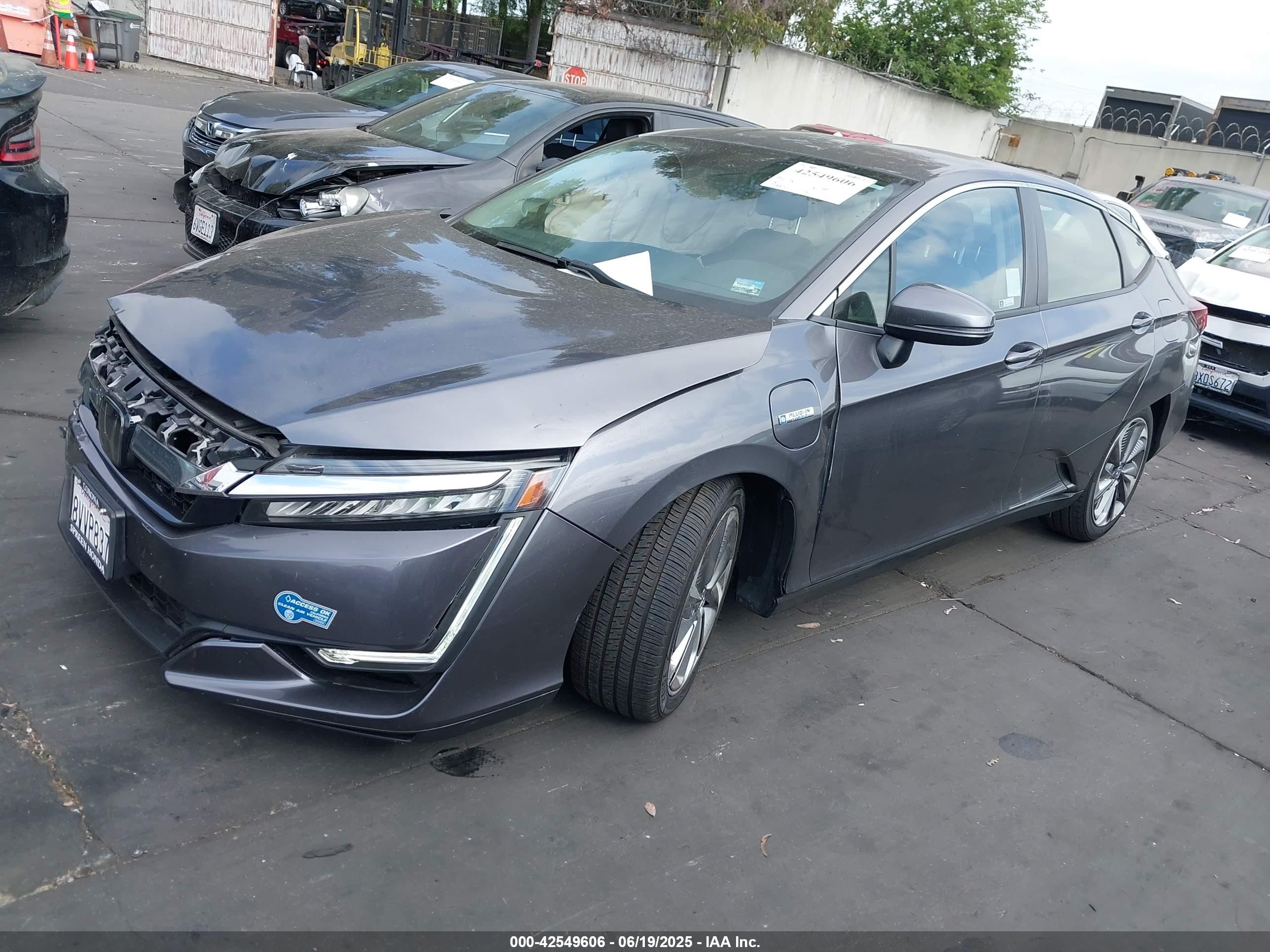 2021 Honda Clarity Plug-in Hybrid Touring Серый vin: JHMZC5F35MC000091