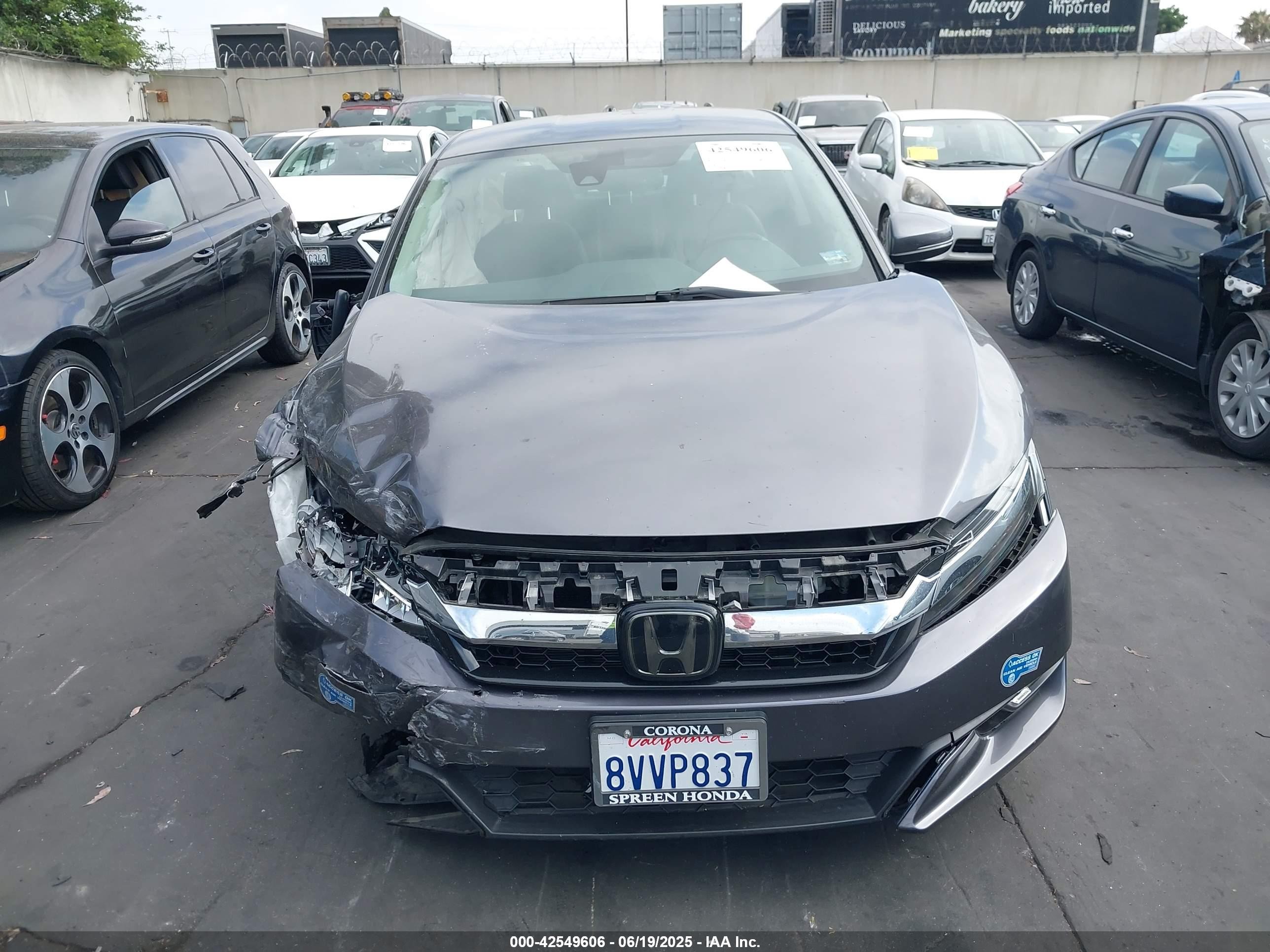 2021 Honda Clarity Plug-in Hybrid Touring Серый vin: JHMZC5F35MC000091