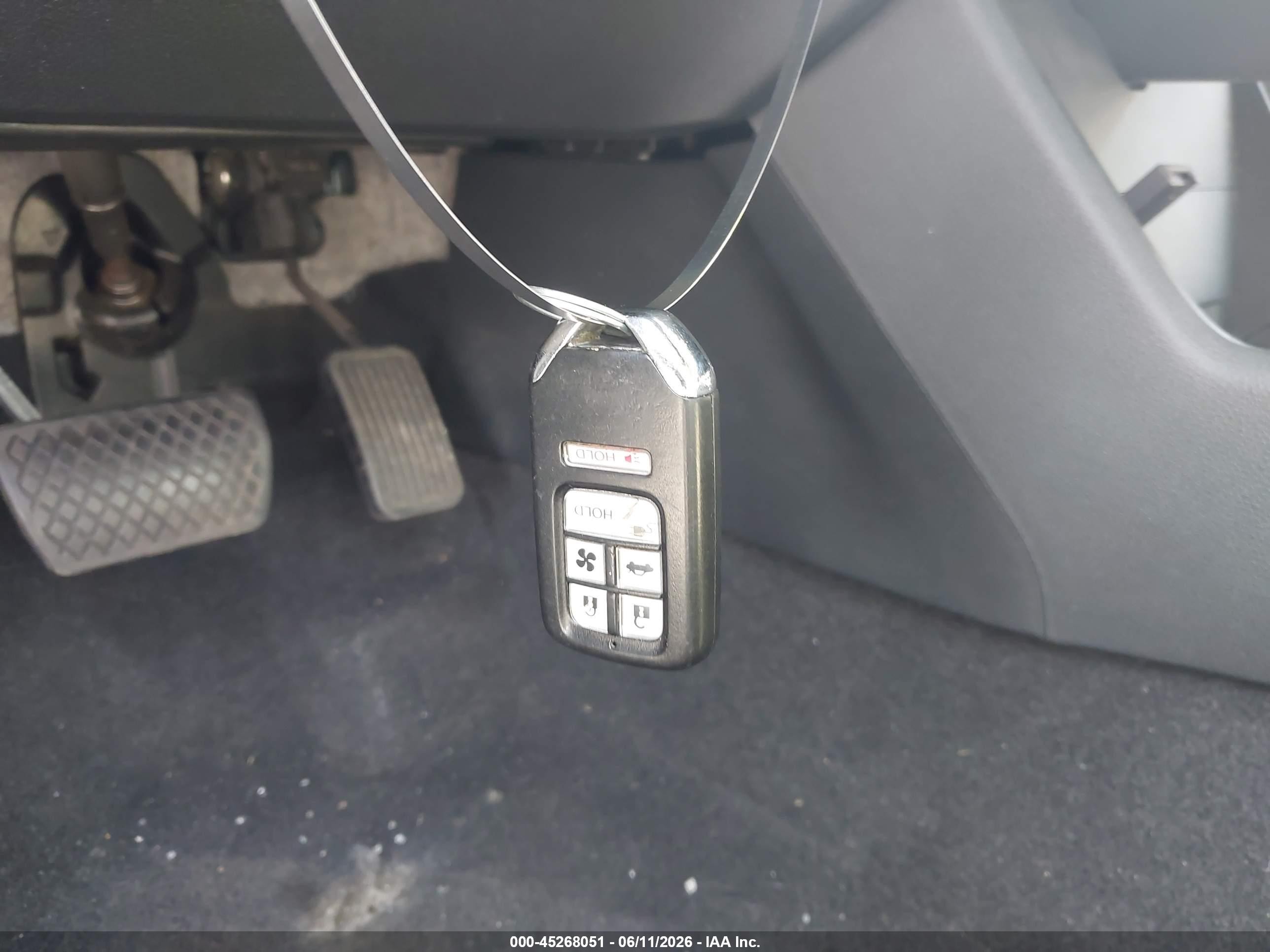 2018 Honda Clarity Plug-in Hybrid Touring Blue vin: JHMZC5F36JC002525