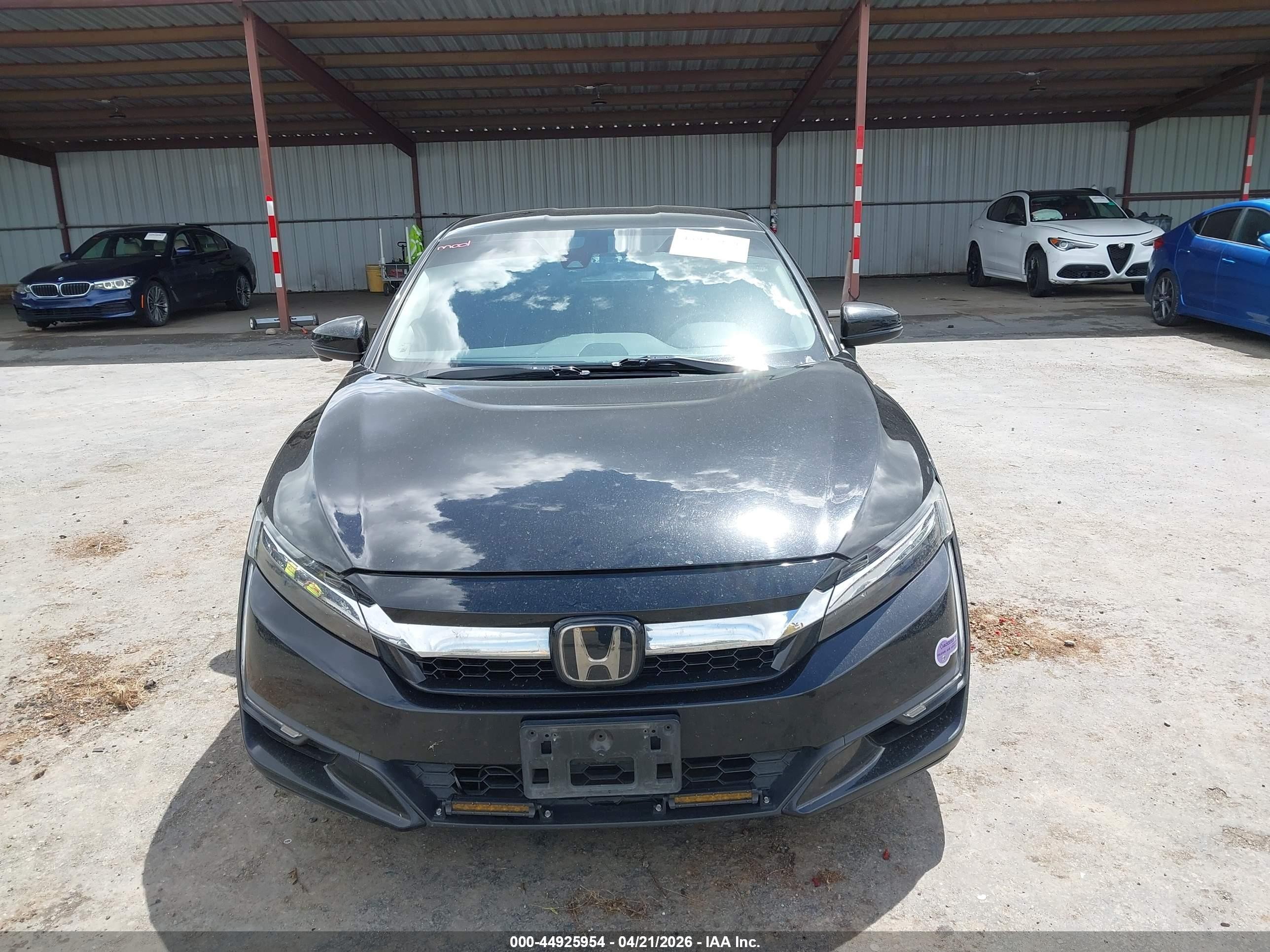 2018 Honda Clarity Plug-in Hybrid Touring Black vin: JHMZC5F37JC012674