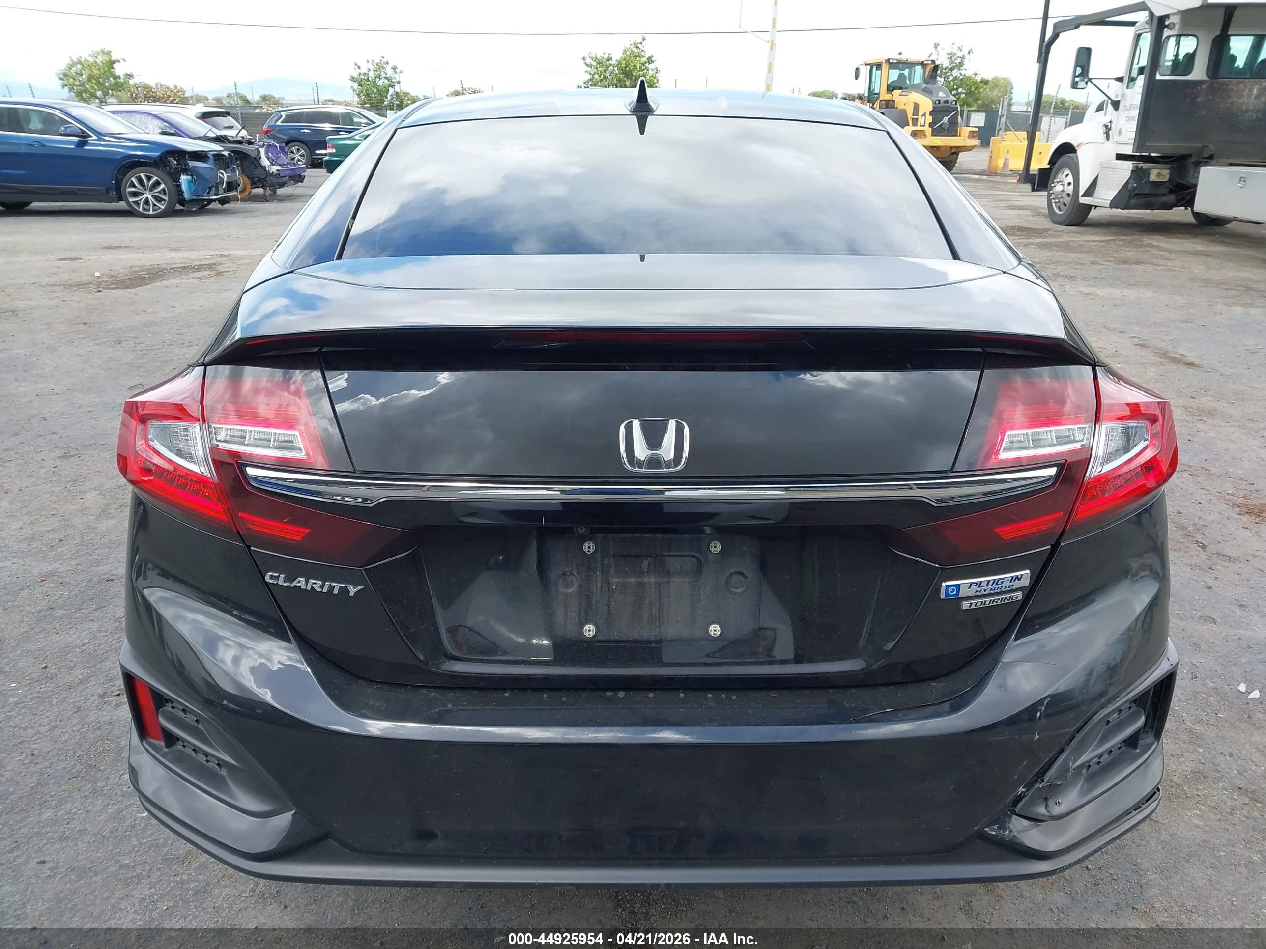2018 Honda Clarity Plug-in Hybrid Touring Black vin: JHMZC5F37JC012674