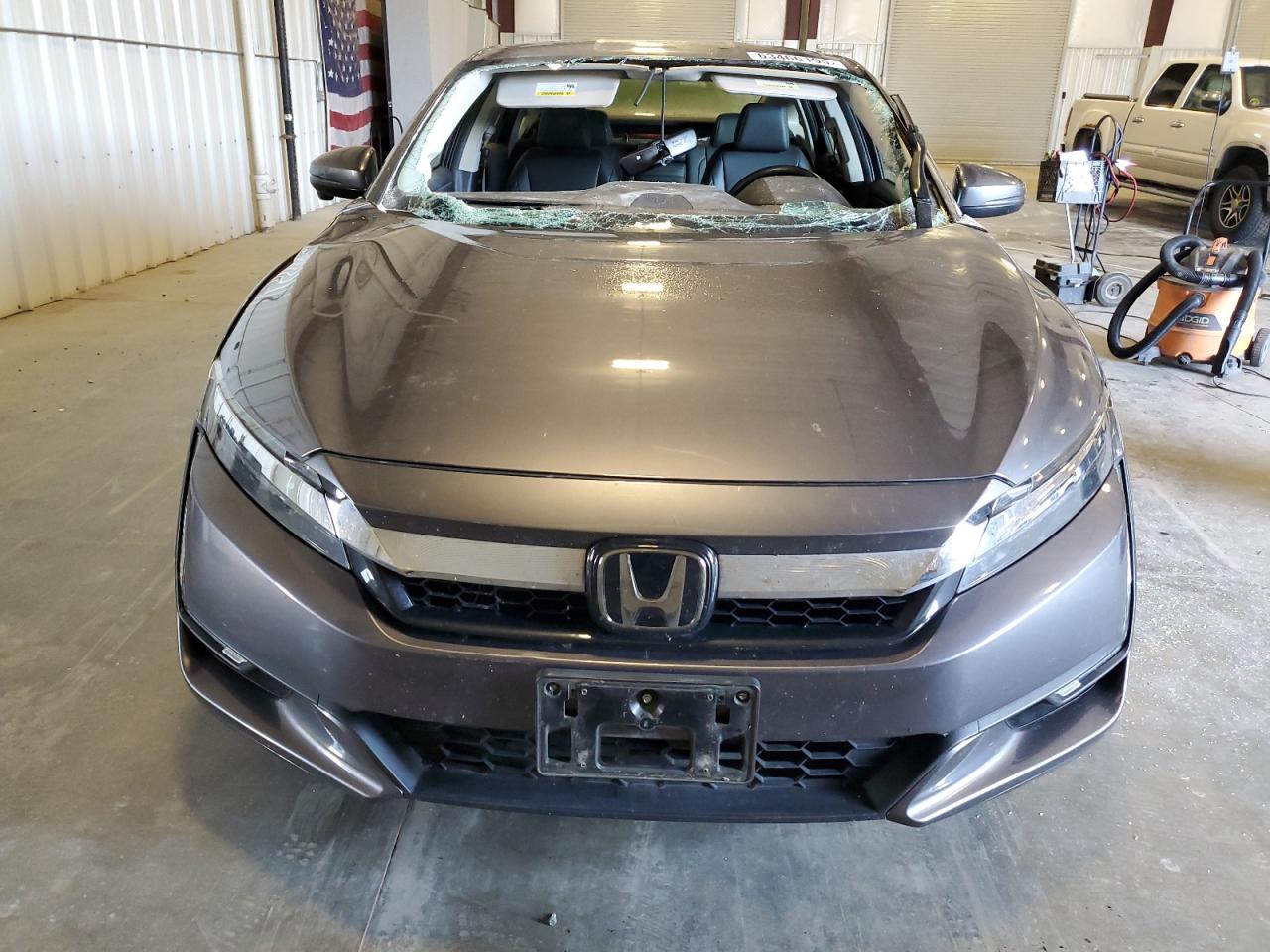2021 Honda Clarity Touring   Gray vin: JHMZC5F39MC000384