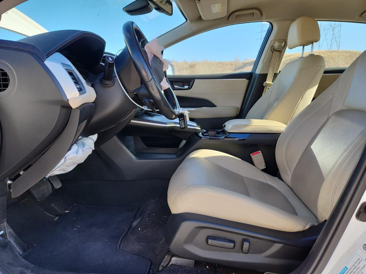 2021 Honda Clarity Touring White vin: JHMZC5F39MC001454
