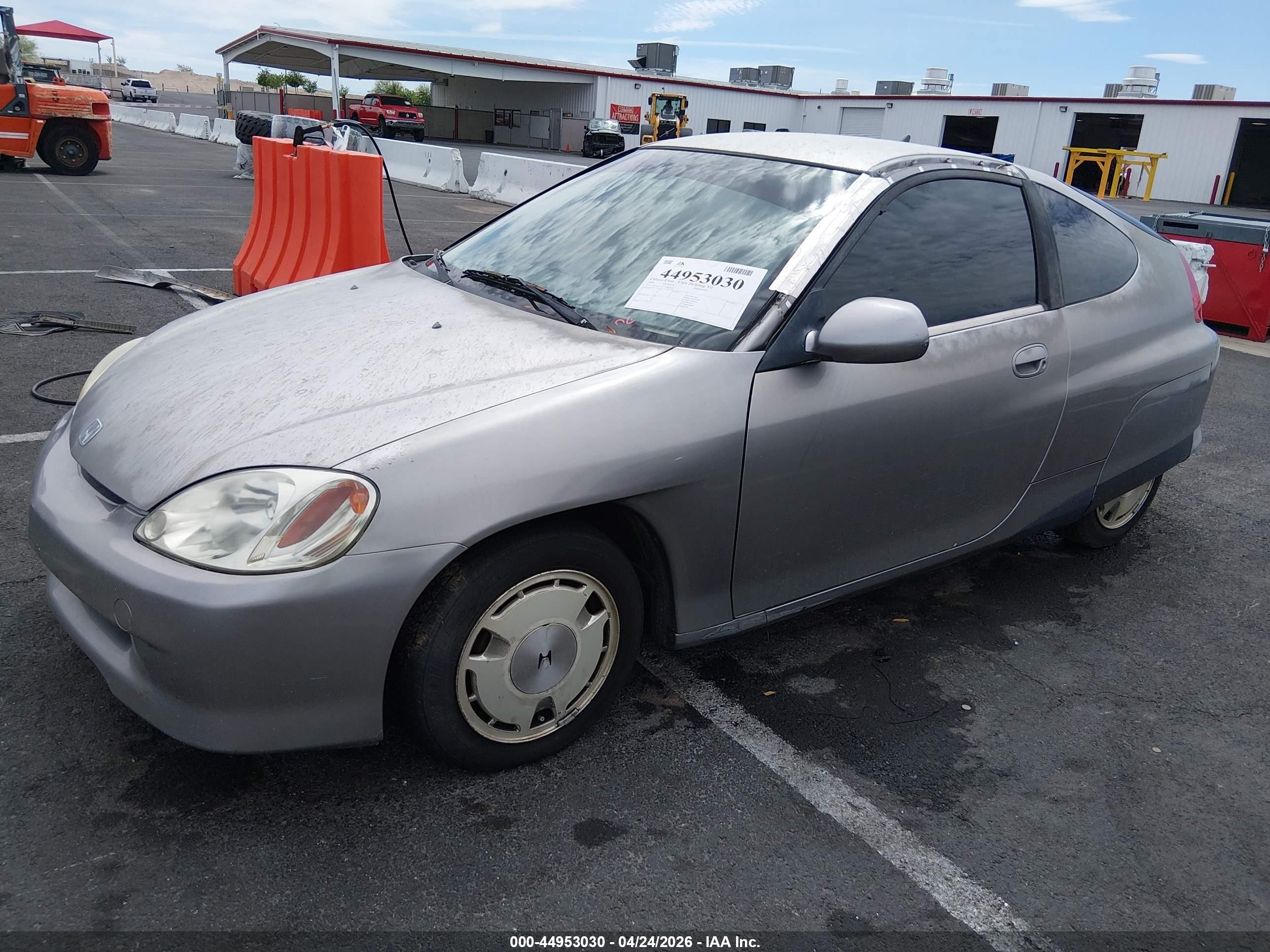 2000 Honda Insight   Серебряный vin: JHMZE1375YT003038