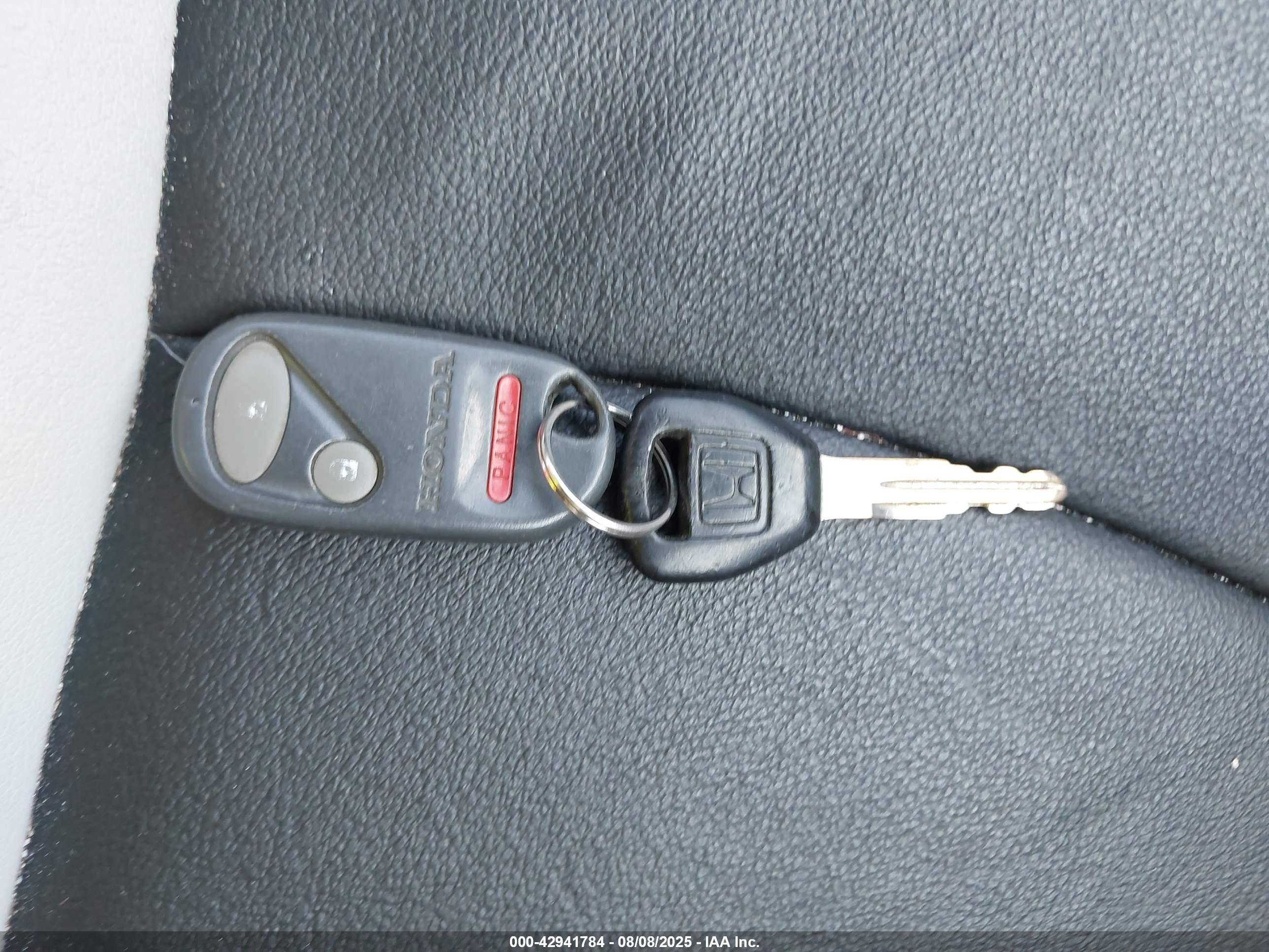 2000 Honda Insight   Красный vin: JHMZE1378YT004572
