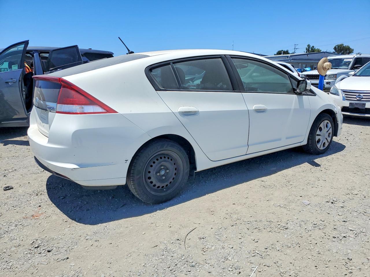 2012 Honda Insight White vin: JHMZE2H30CS003071