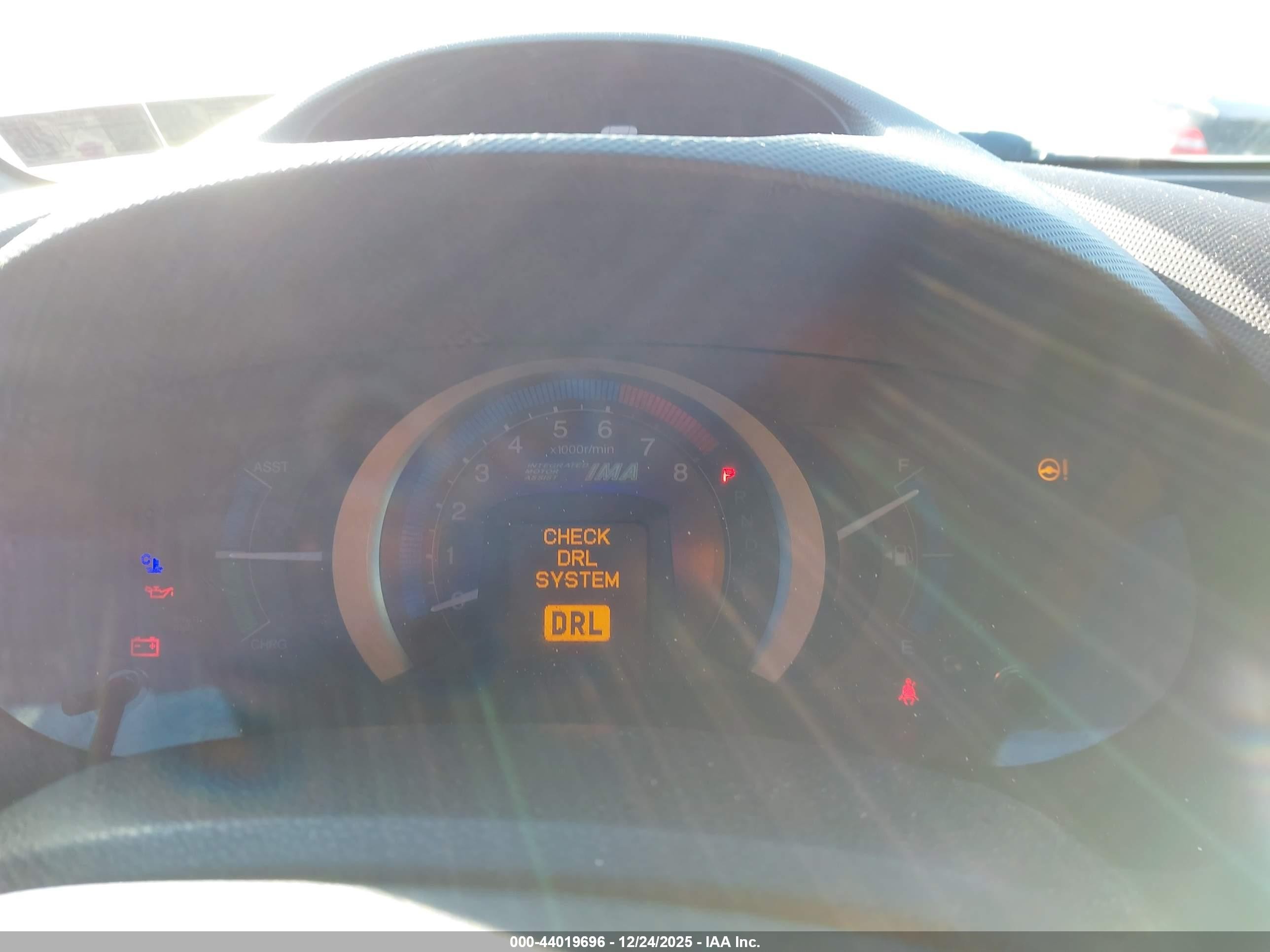 2011 Honda Insight   Gray vin: JHMZE2H31BS008200