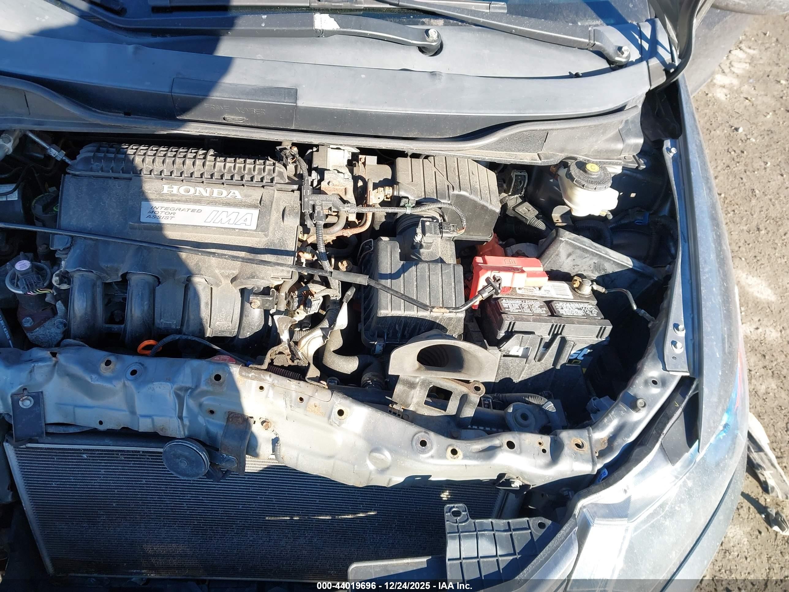 2011 Honda Insight   Gray vin: JHMZE2H31BS008200