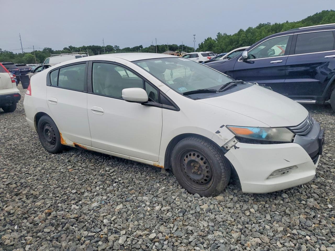 2011 Honda Insight White vin: JHMZE2H32BS007802