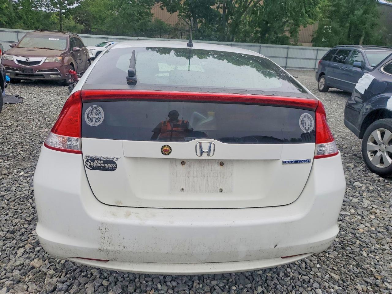 2011 Honda Insight White vin: JHMZE2H32BS007802