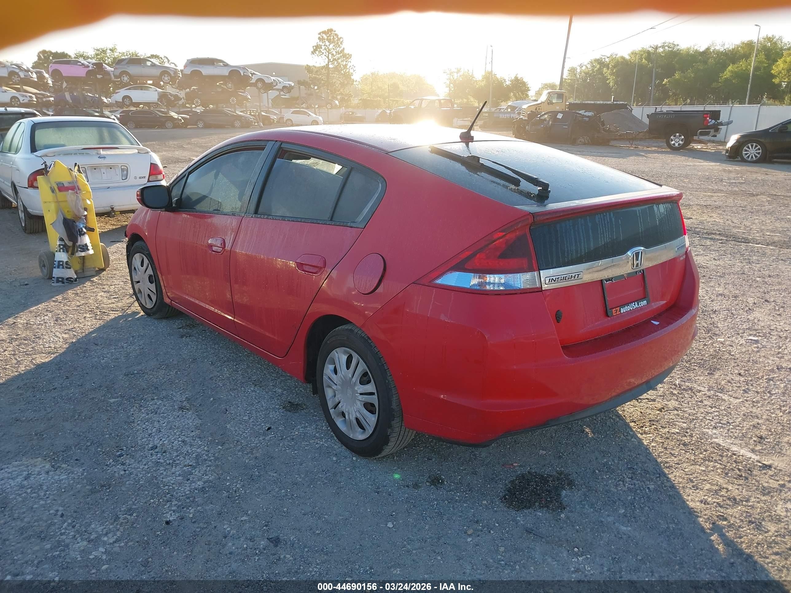2012 Honda Insight   Red vin: JHMZE2H33CS000620