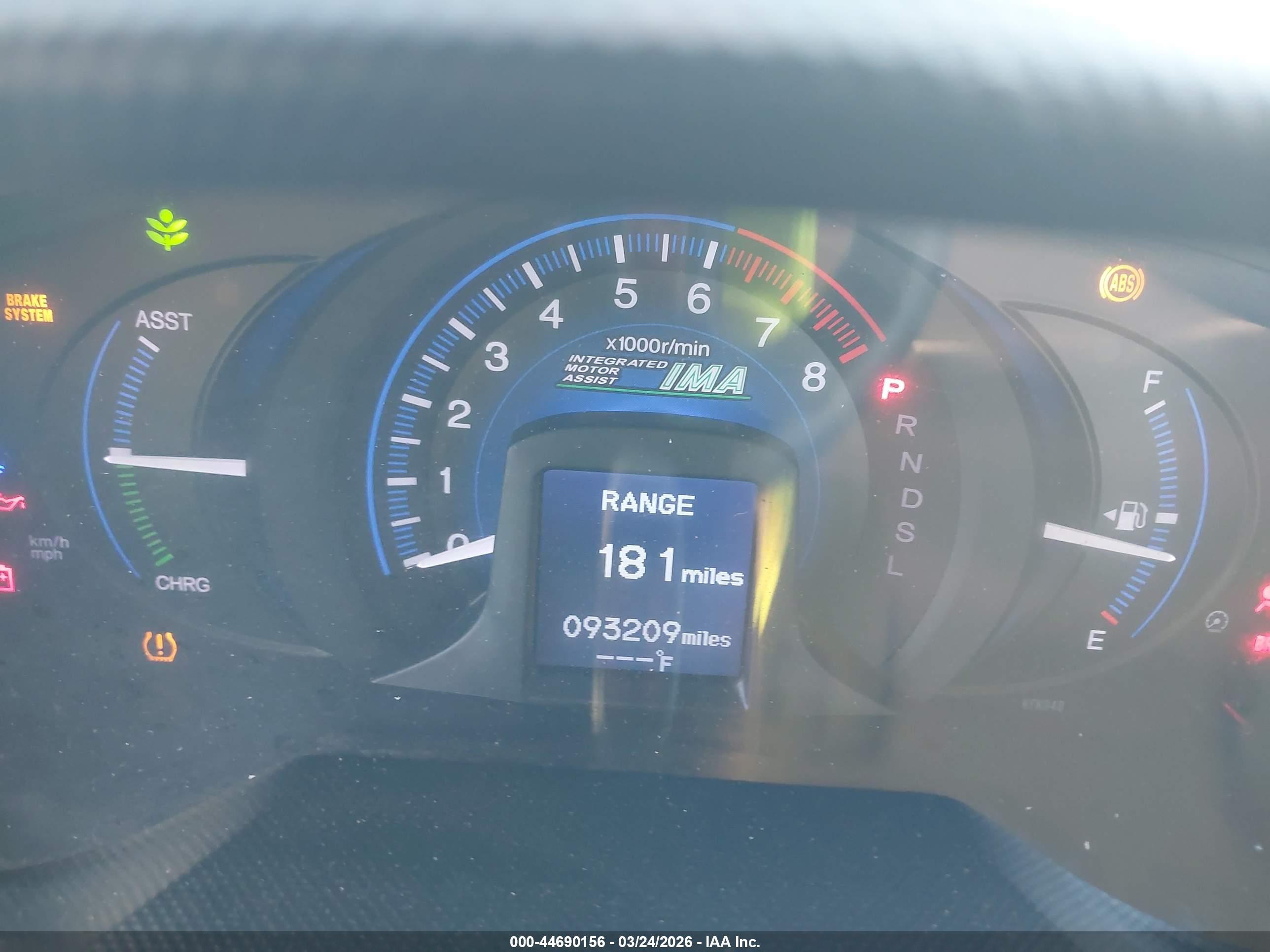 2012 Honda Insight   Red vin: JHMZE2H33CS000620