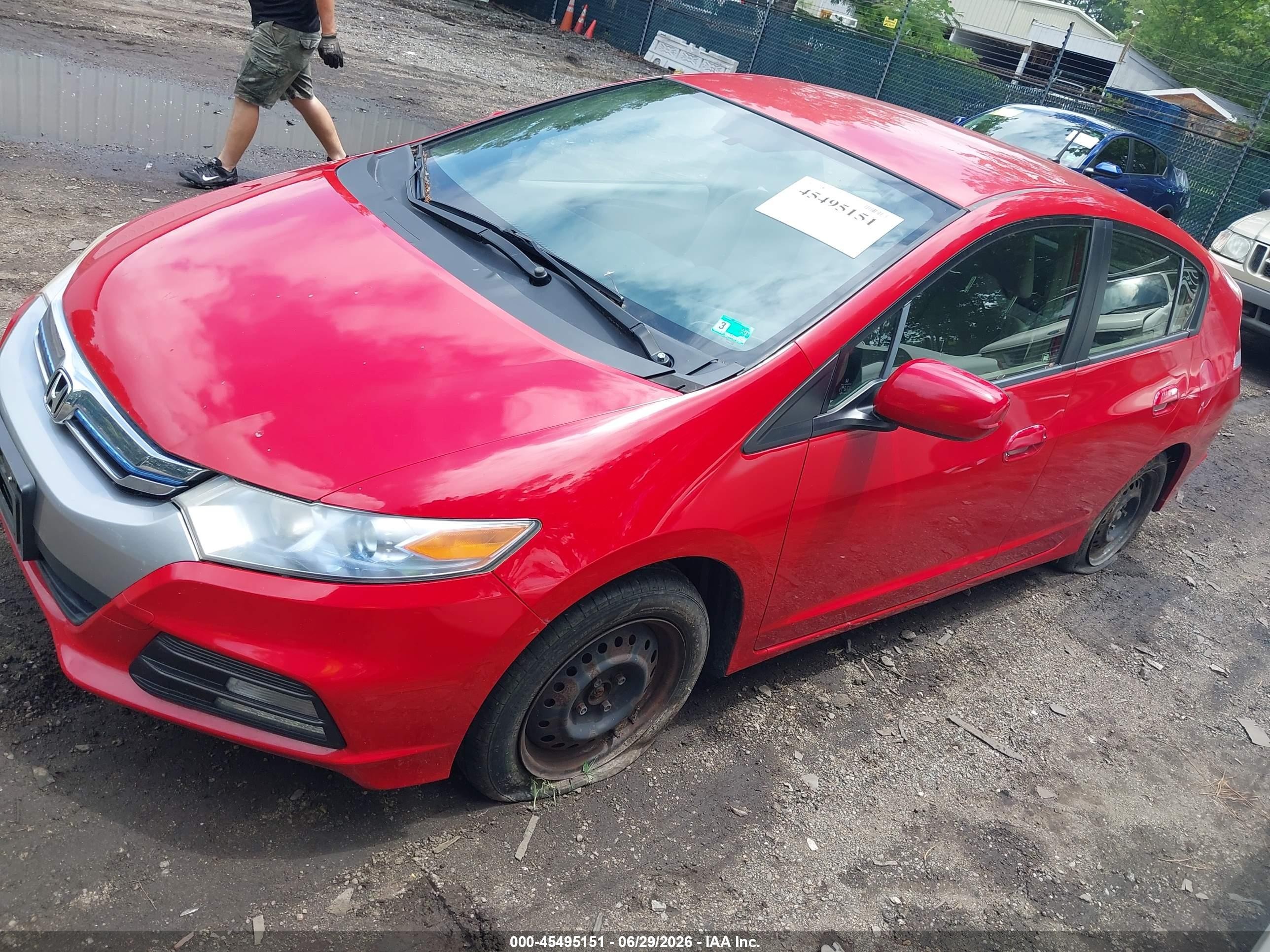 2012 Honda Insight   Red vin: JHMZE2H33CS006207