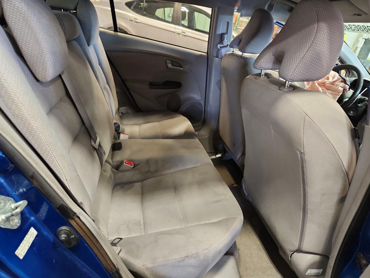 2014 Honda Insight Blue vin: JHMZE2H34ES000208