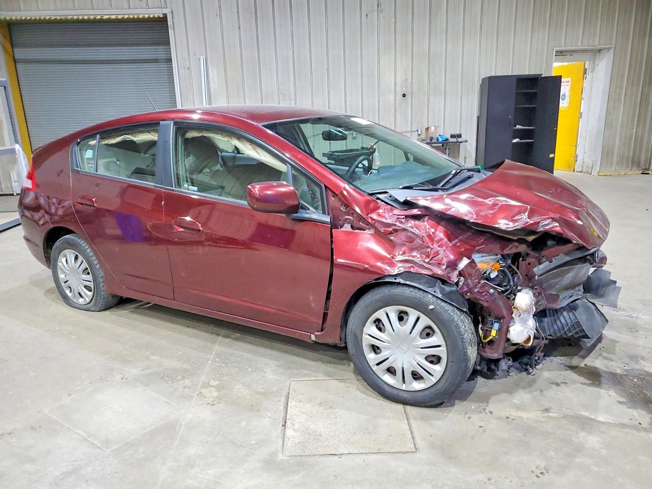2011 Honda Insight Maroon vin: JHMZE2H35BS008104